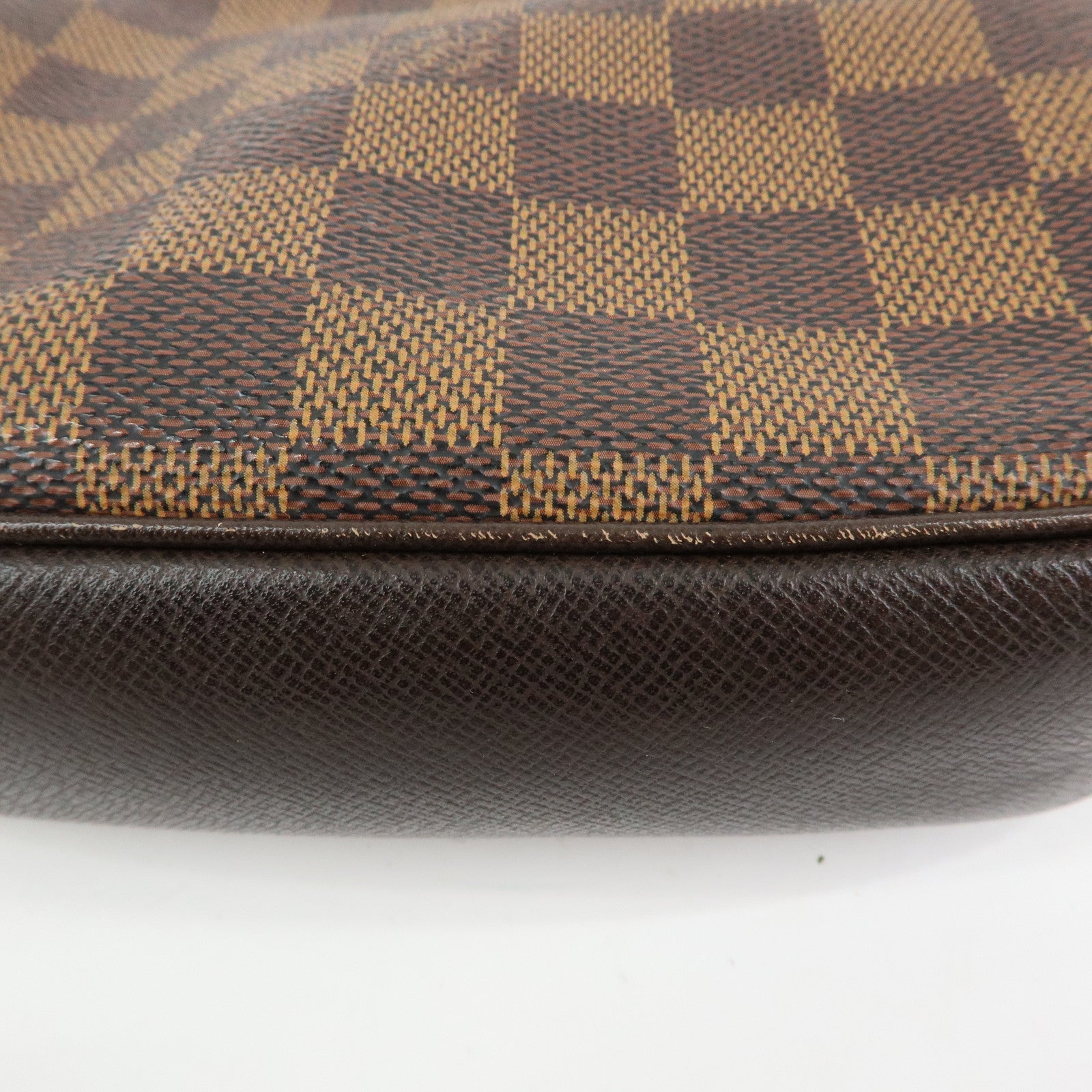 Louis Vuitton Damier Trousse Makeup Accessory Pouch Brown N51982