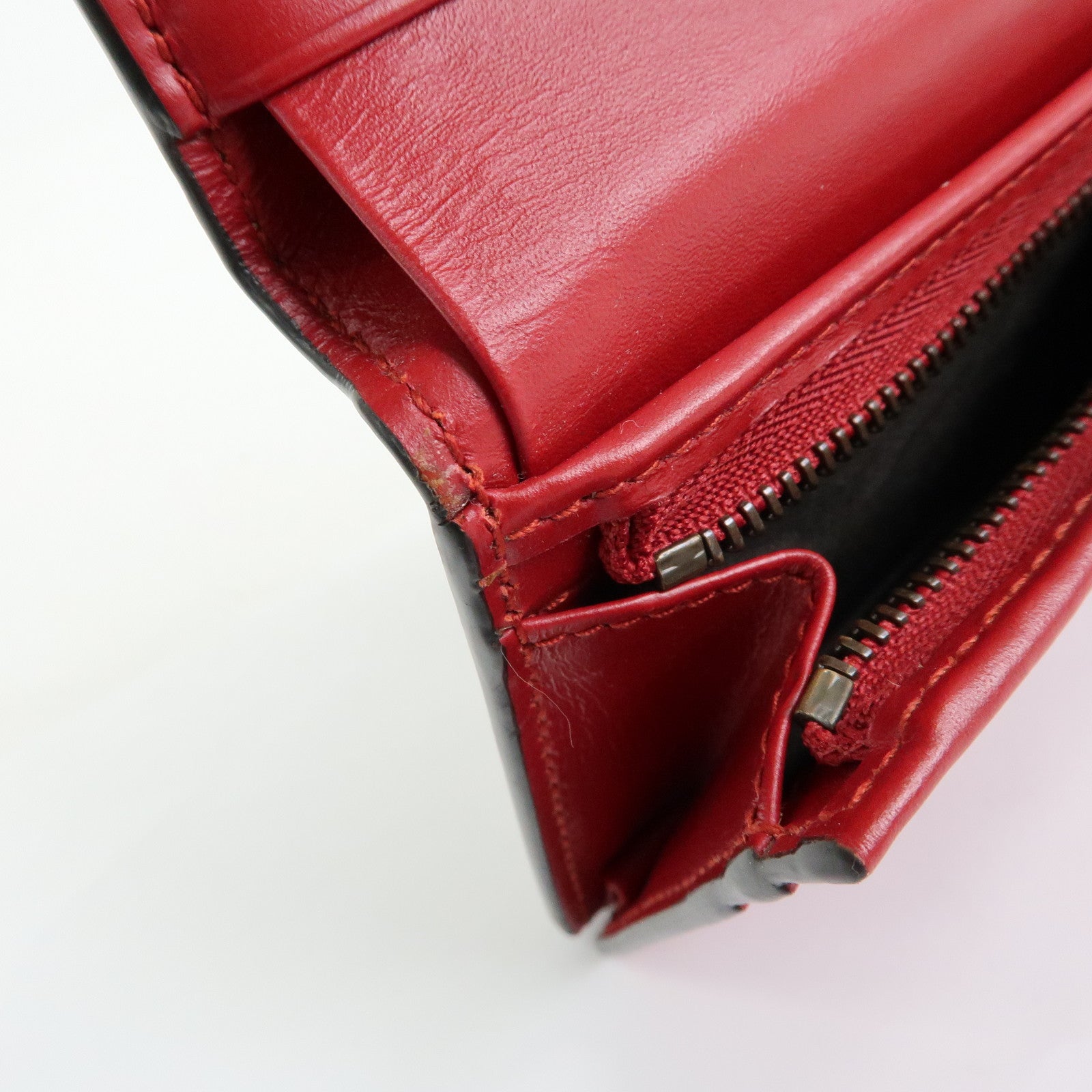 GUCCI Interlocking G GG Supereme Cherry Compact Wallet 476050