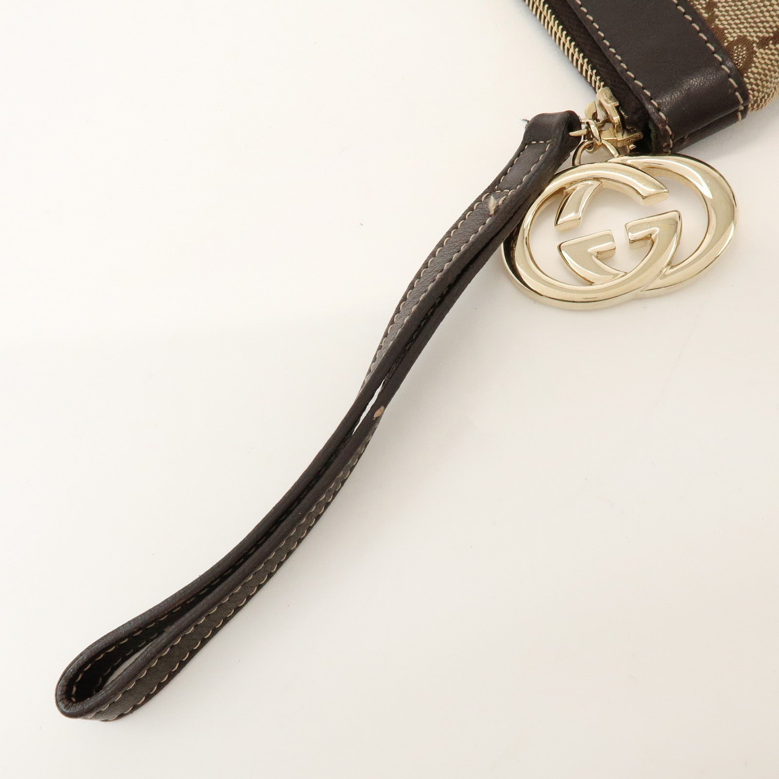 GUCCI Interlocking G GG Canvas Leather Pouch Wristlet Bag 212203