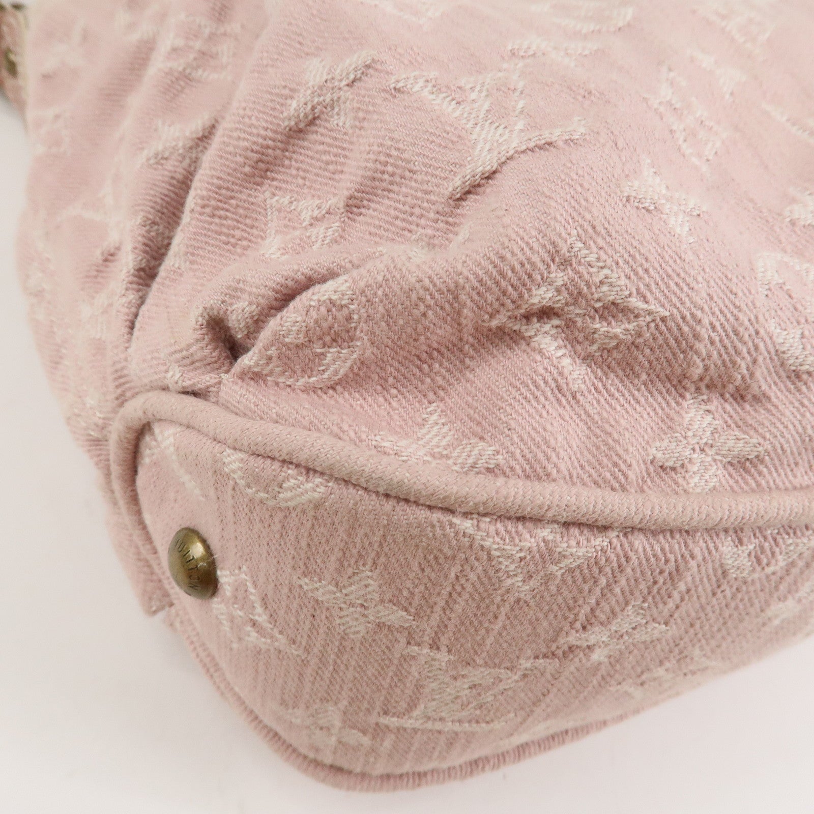 Louis Vuitton Monogram Denim Slightly Shoulder Bag Pink M95833