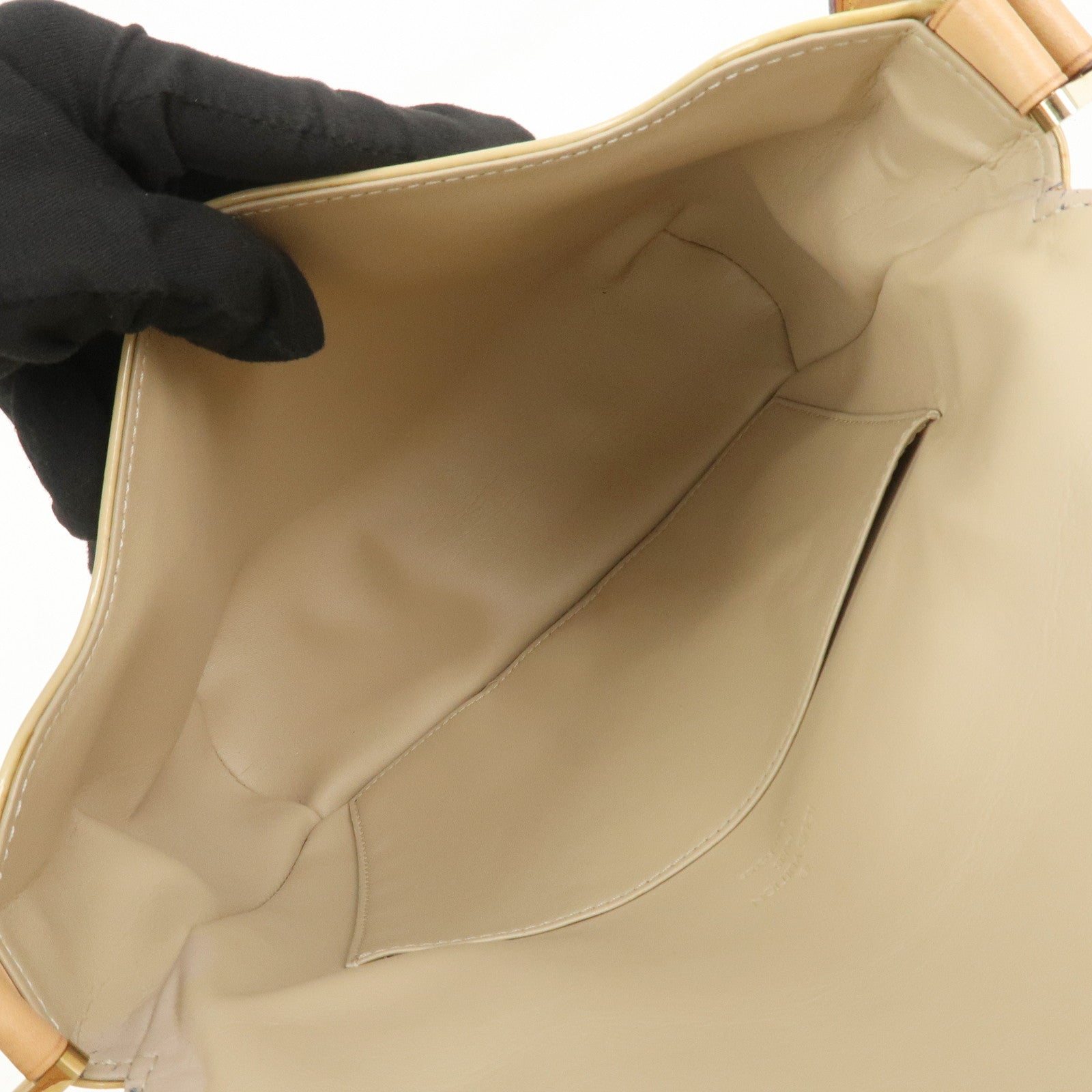 Louis Vuitton Monogram Vernis Thompson Street Hand Bag Gris M91069