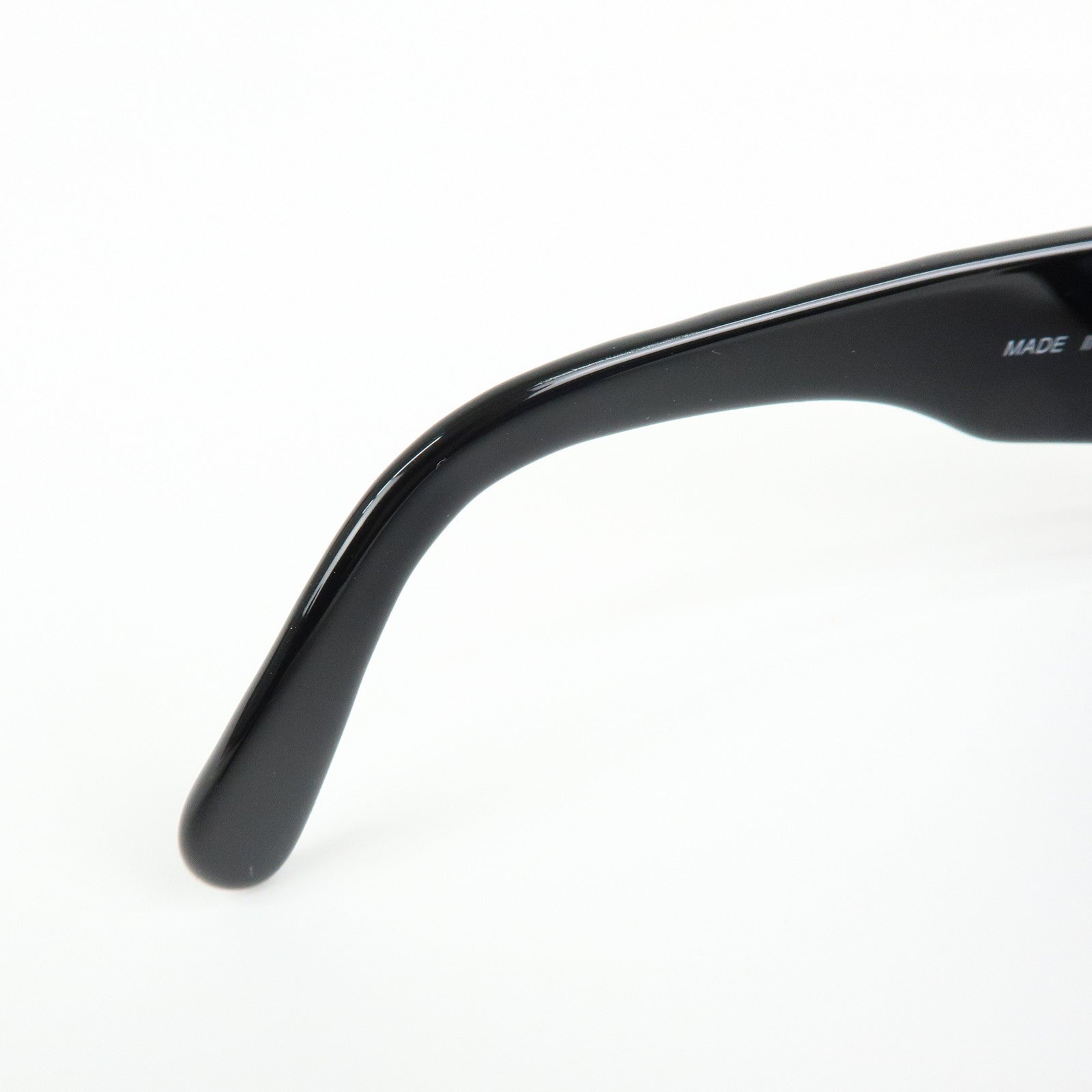 CHANEL COCO Mark Matelasse Plastic Sunglasses Black 01450 94305