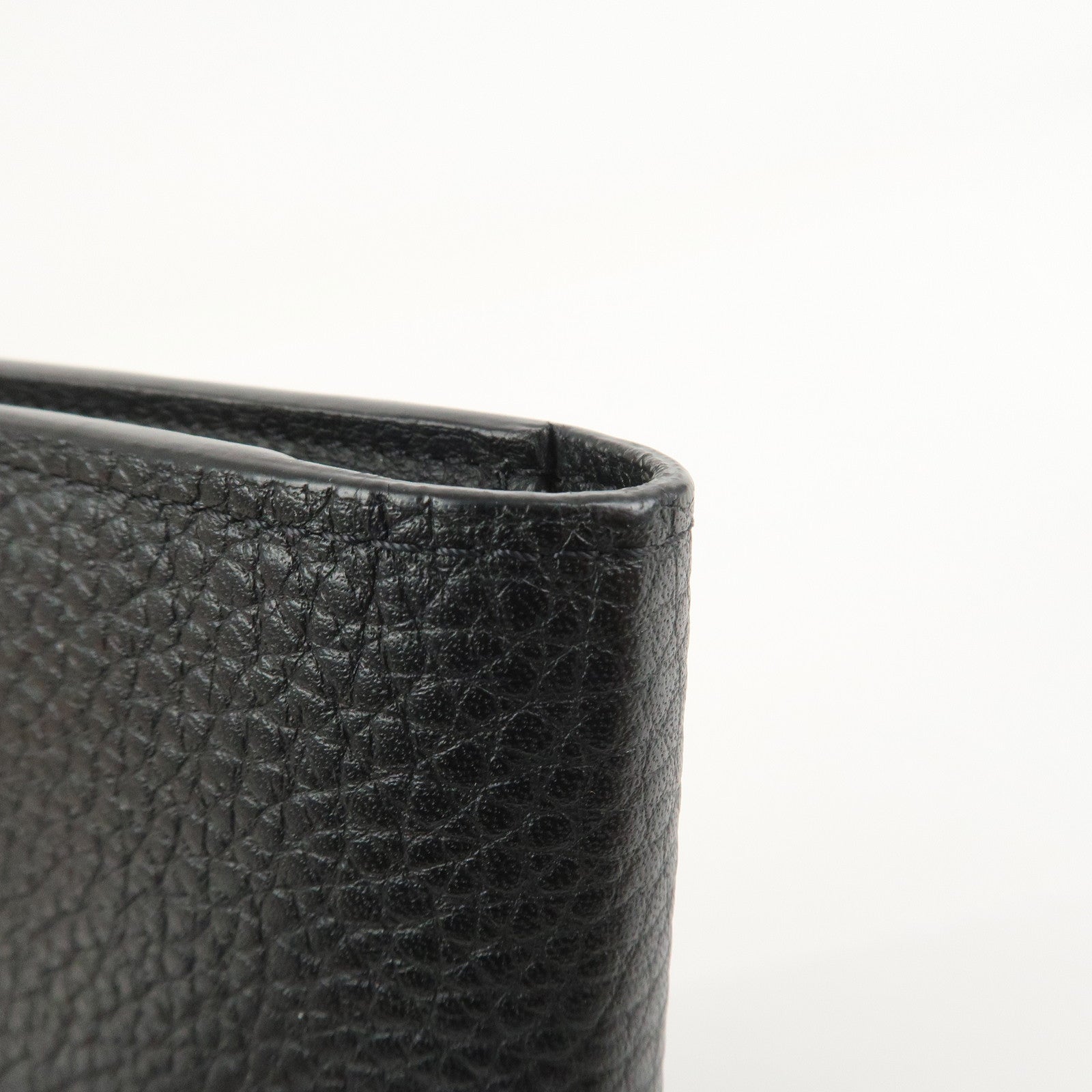 Louis Vuitton Taurillon Leather Portefeuille Brazza Wallet M58192