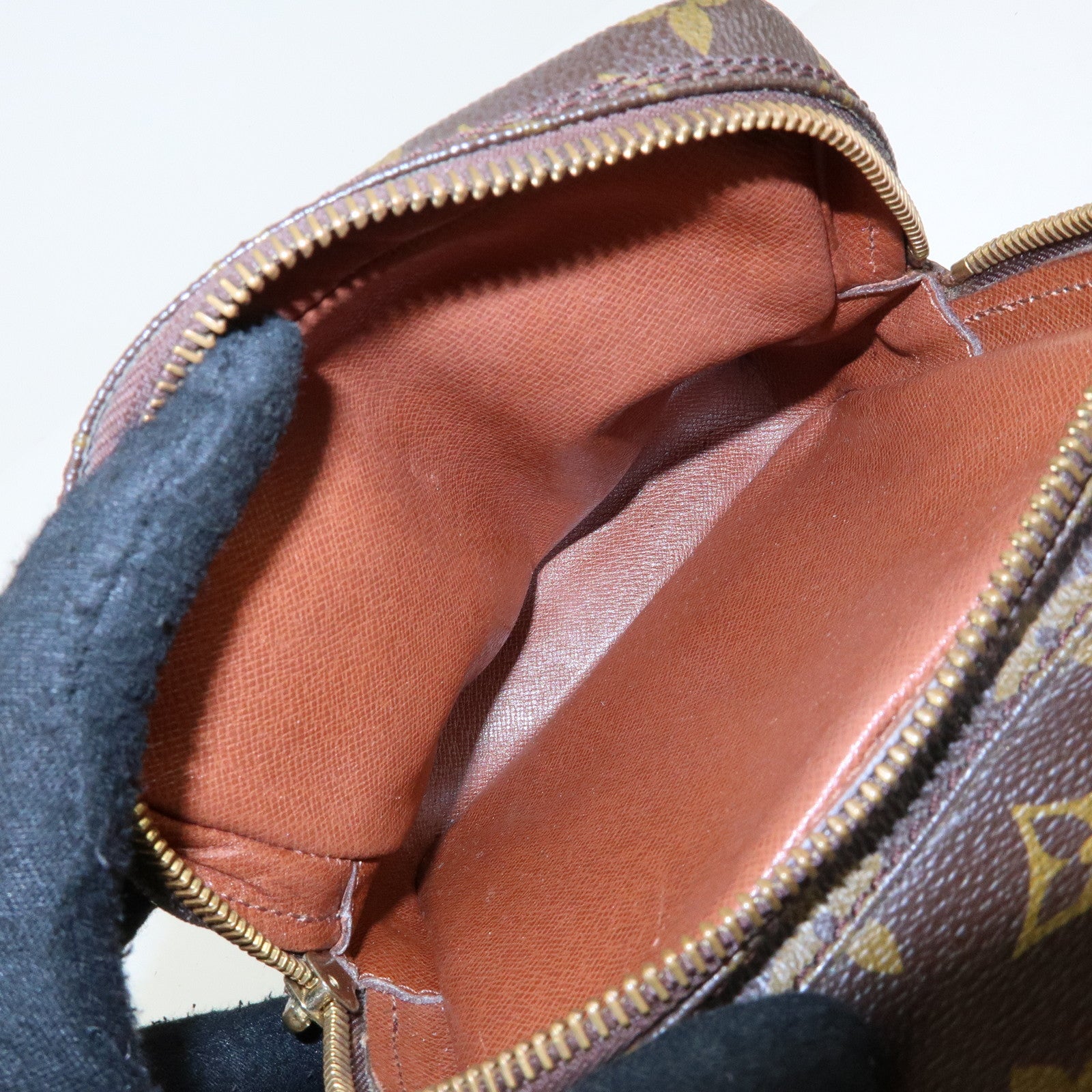Louis Vuitton Monogram Amazone Shoulder Bag Crossbody Bag M45236