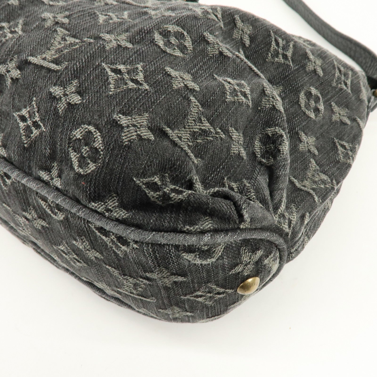 Louis Vuitton Monogram Denim Slightly Shoulder Bag Noir M95835