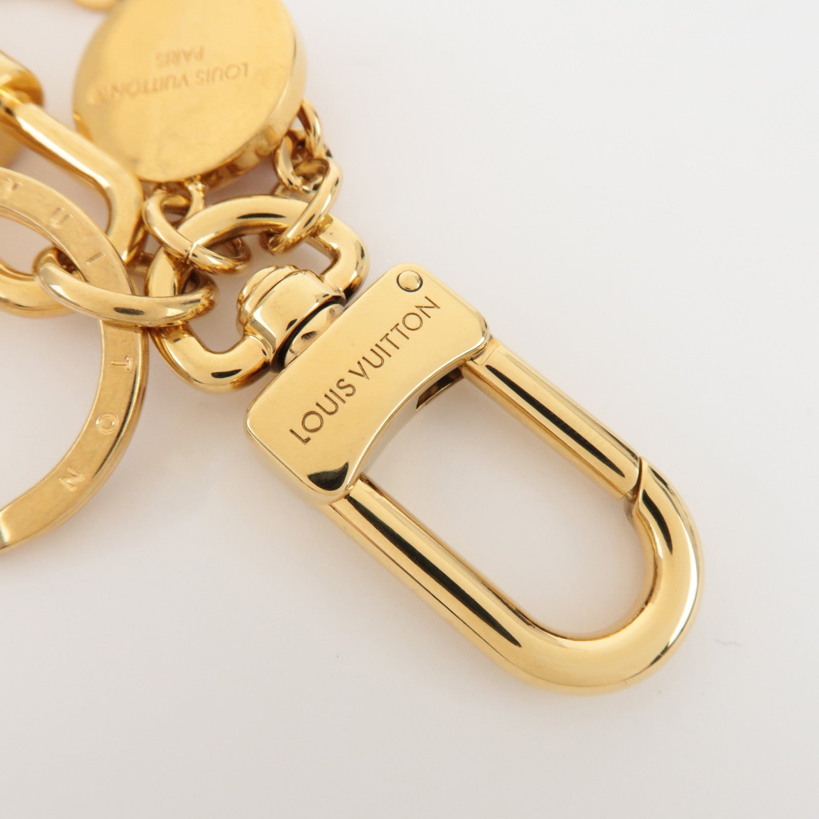 Louis Vuitton Cadenas LV Heart Metal Key Charm Gold M01425