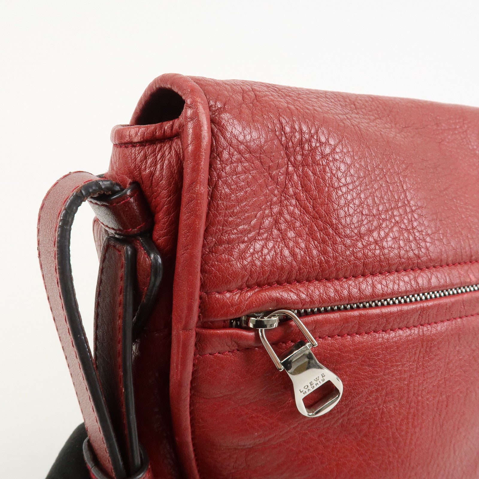 LOEWE Heritage Leather Shoulder Bag Crossbody Bag Red