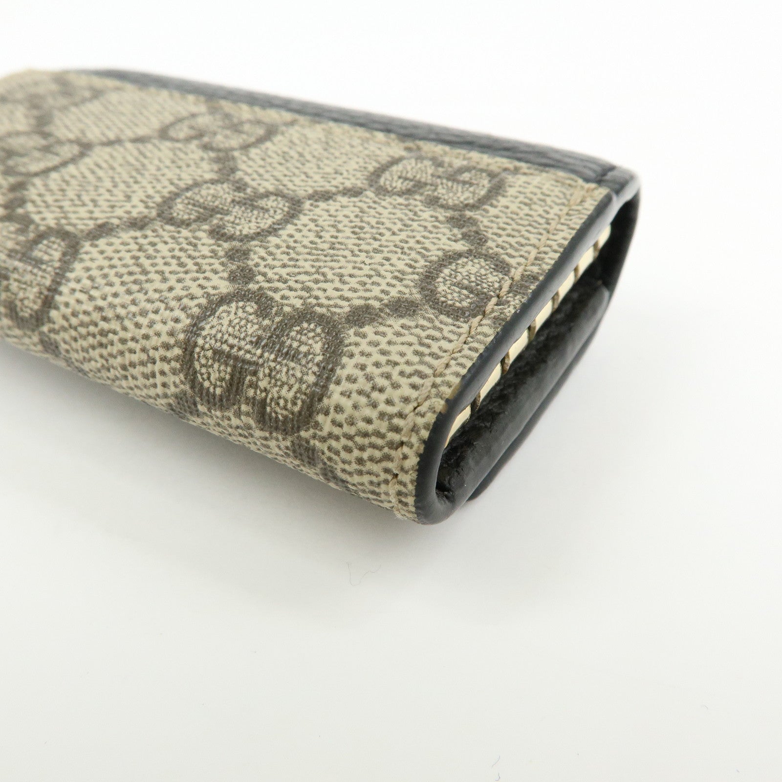GUCCI GG Marmont GG Supreme Leather 6 Key Case Beige Black 456118