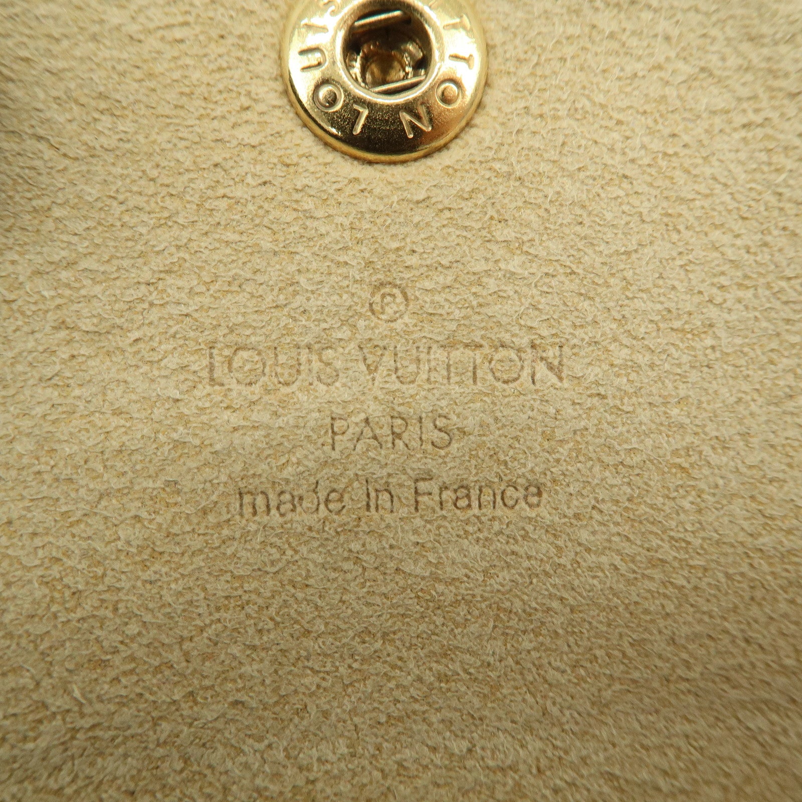 Louis Vuitton Monogram Etui Telefonne MM Brown M66546