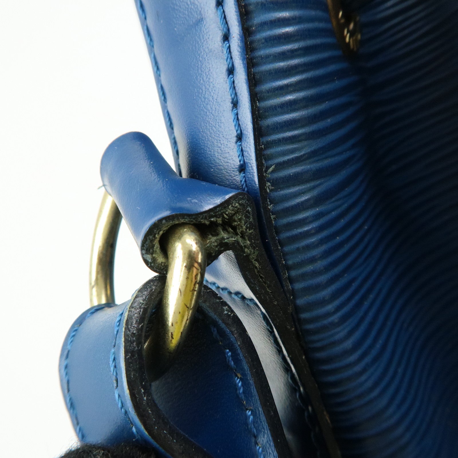 Louis Vuitton Epi Noe Leather Shoulder Bag Toledo Blue M44005