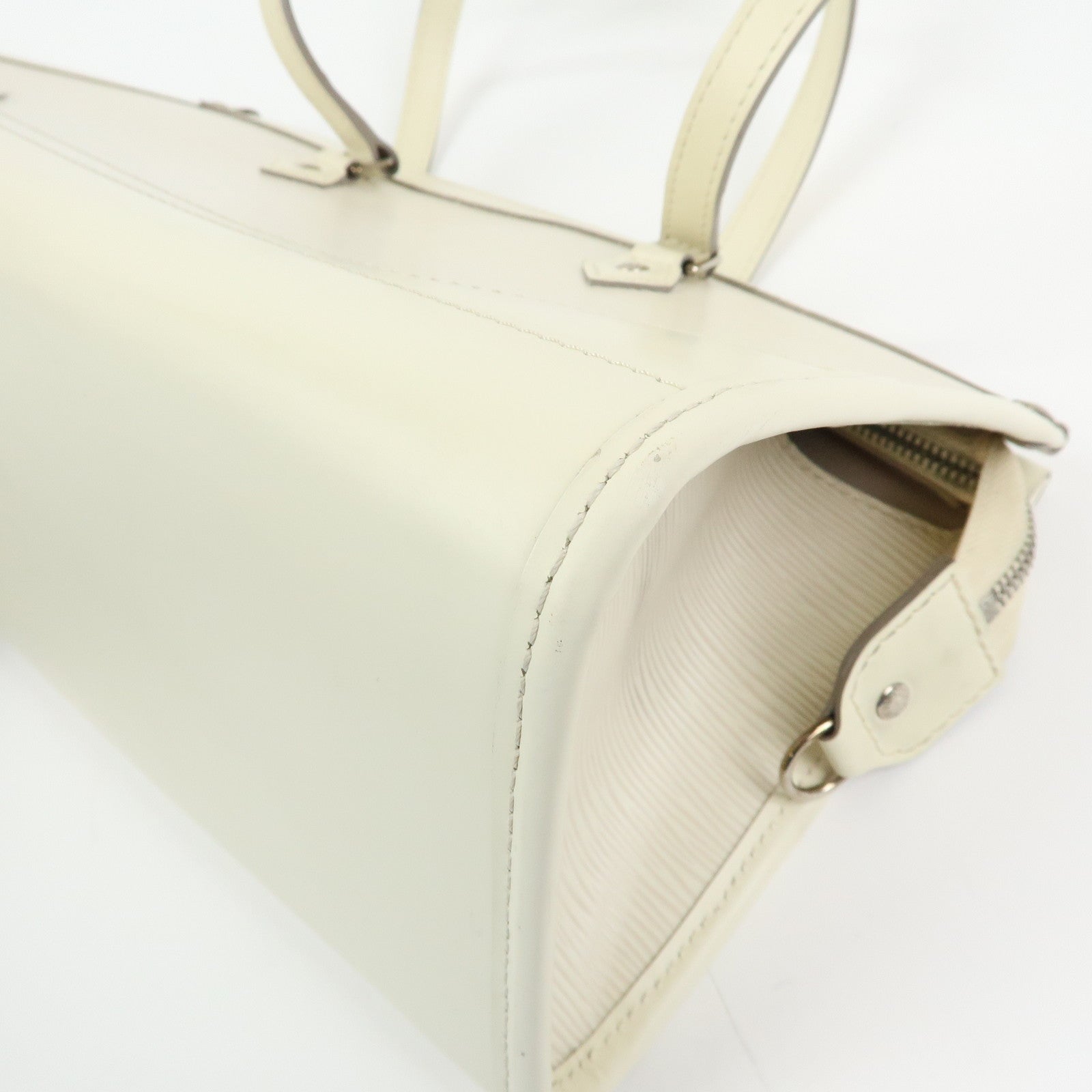 Louis Vuitton Epi Madeleine PM Hand Bag Ivoire White M5933J