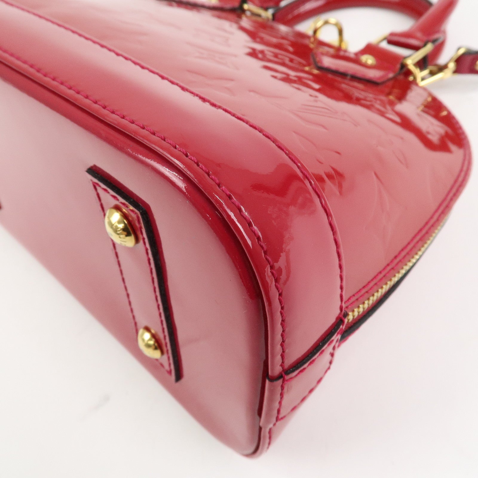 Louis Vuitton Monogram Vernis Leather Alma BB 2Way Bag Red M91606