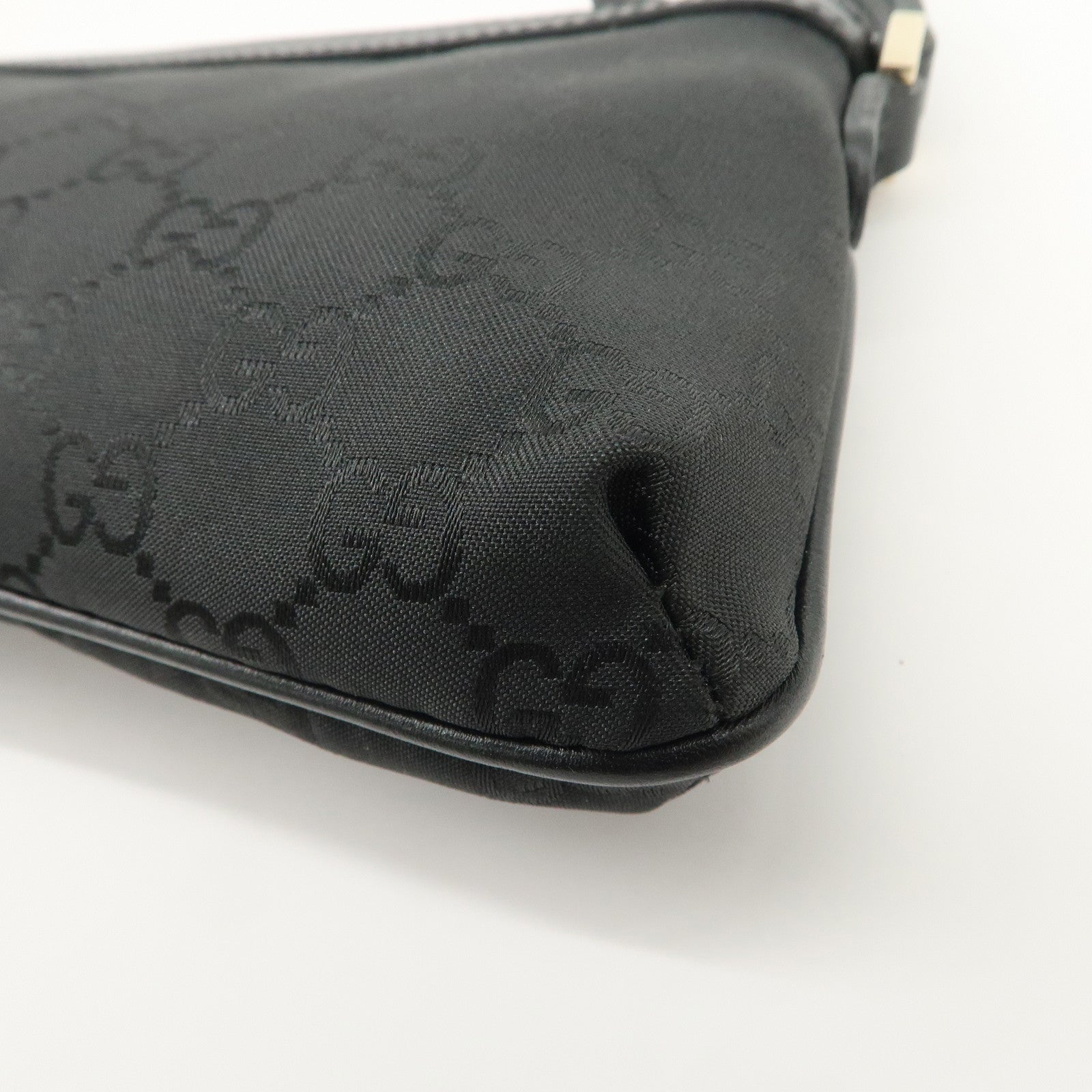 GUCCI GG Monogram Nylon Leather Shoulder Bag Pouch Black 272381