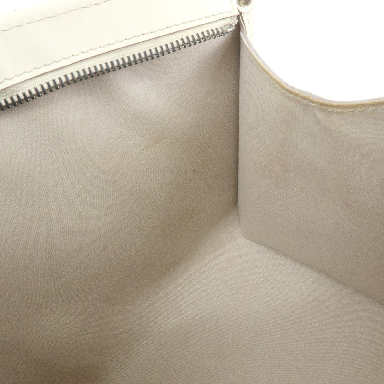 Louis Vuitton Epi Madeleine PM Hand Bag Ivoire White M5933J