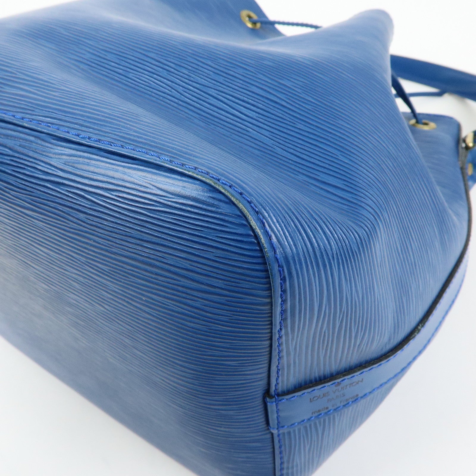 Louis Vuitton Epi Petit Noe Shoulder Hand Bag Toledo Blue M44105