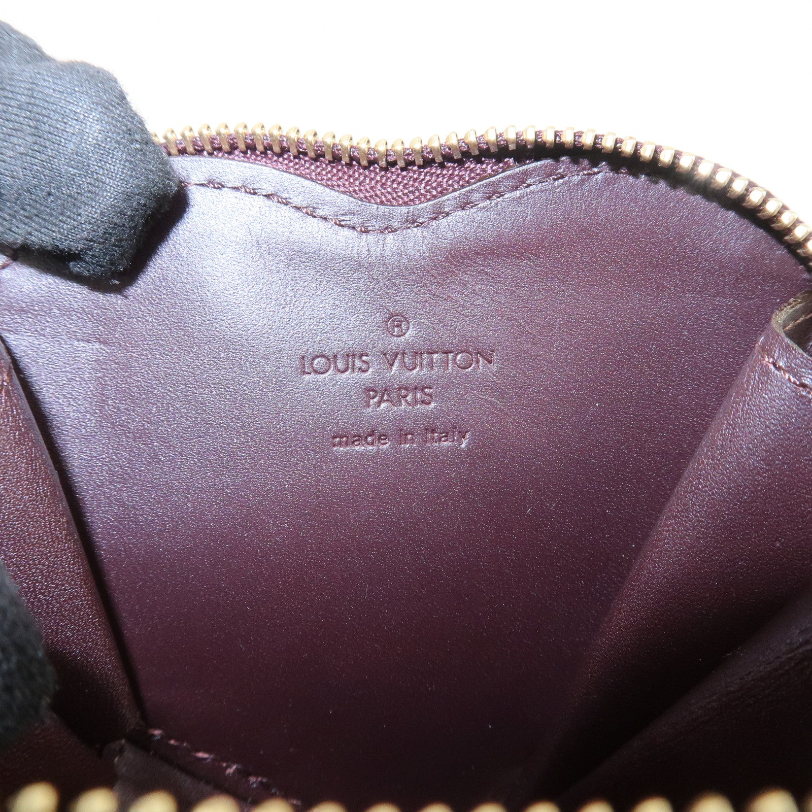 Louis Vuitton Monogram Vernis Porte Monnaie Coeur Amarante M93561