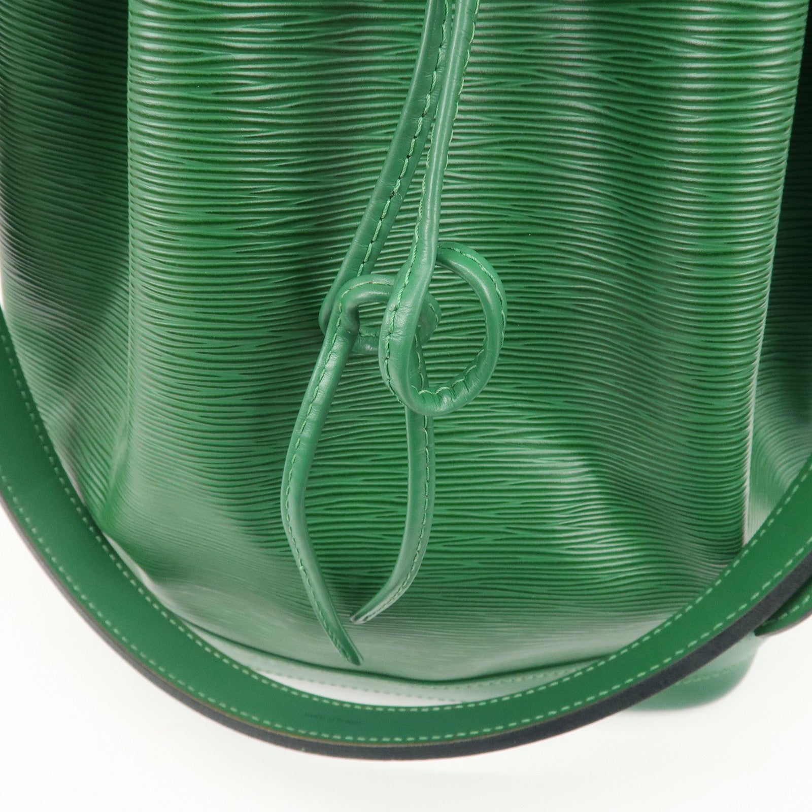 Louis Vuitton Epi Leather Noe Shoulder Bag Borneo Green M44004