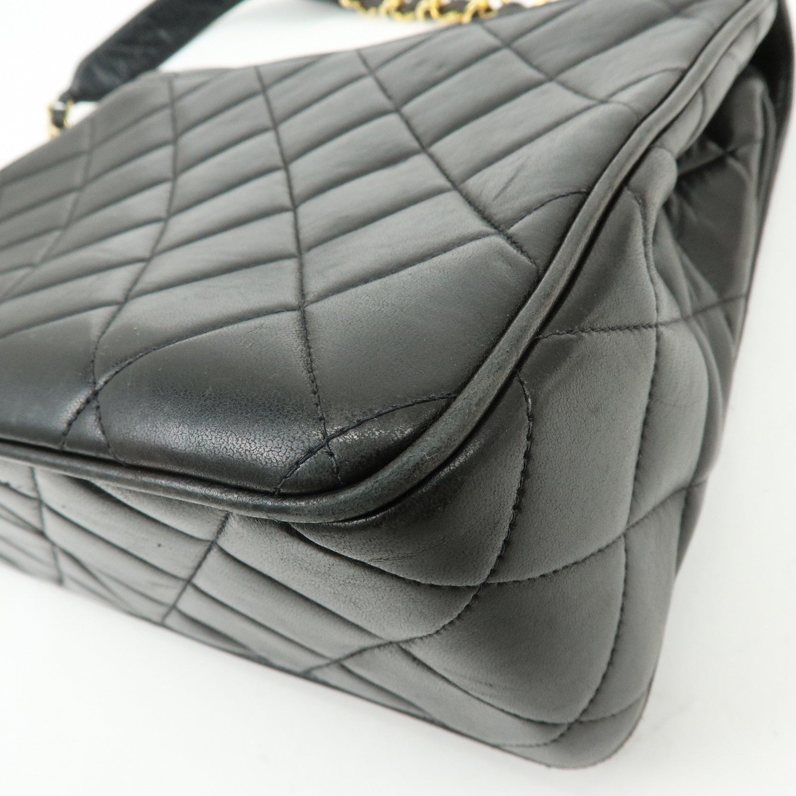 CHANEL Matelasse Lamb Skin Chain Flap Shoulder Bag Black