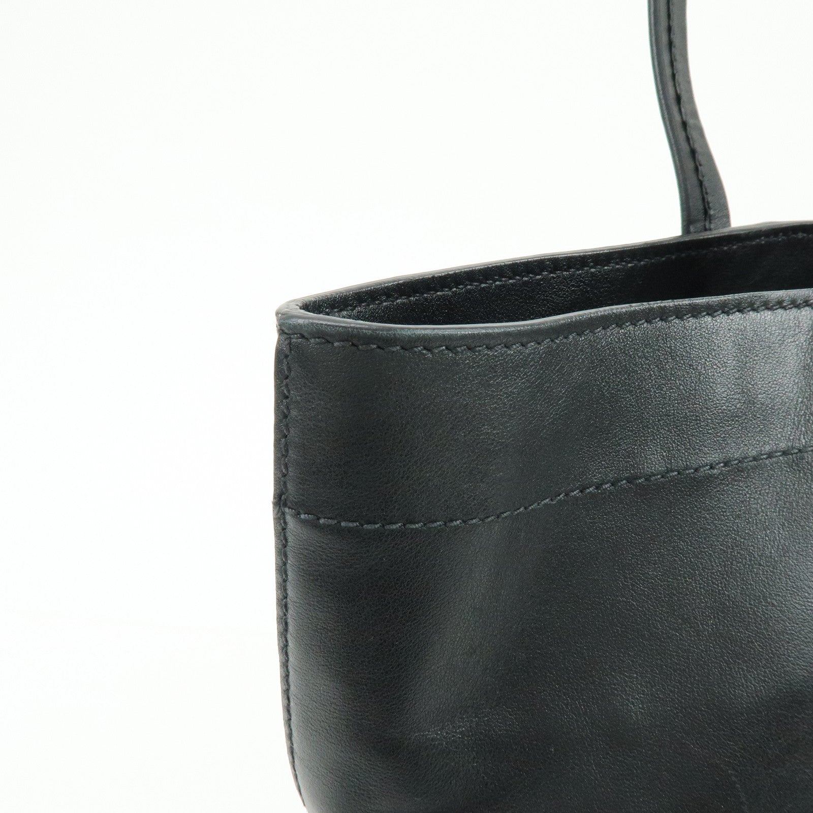 MIU MIU Logo Leather Tote Bag Shoulder Bag Hand Bag Black
