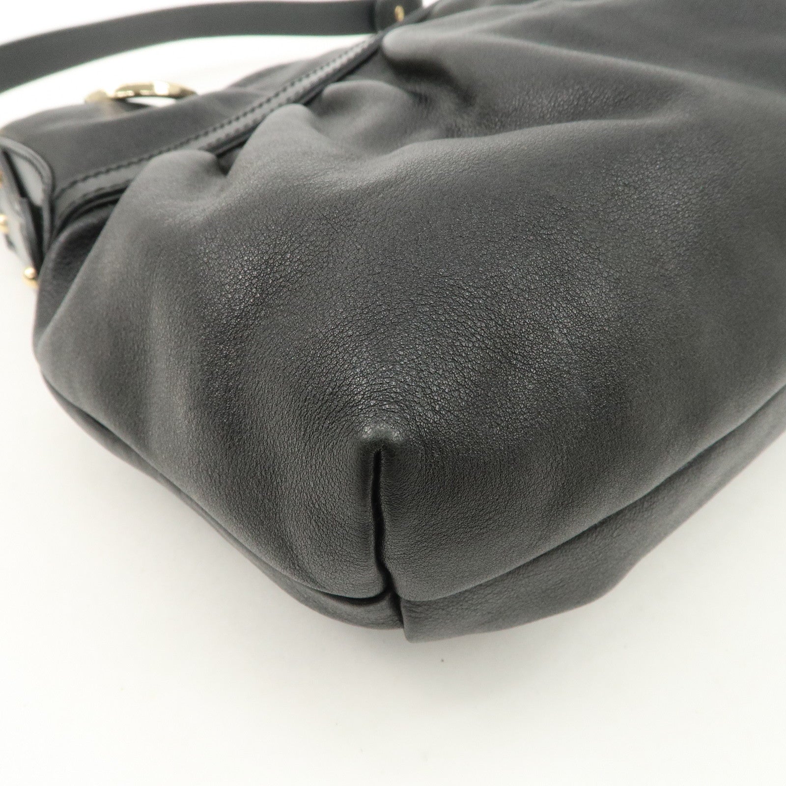 FENDI Leather Shoulder Bag Hand Bag Black Gold Hardware 8BR344 Used