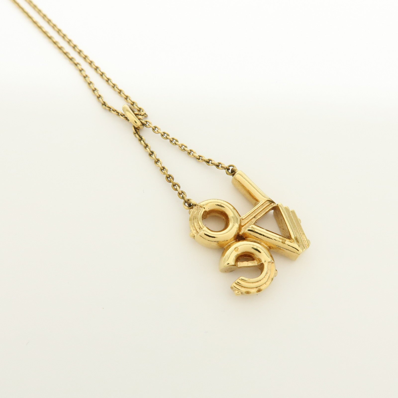 Louis Vuitton LV&ME LOVE Metal Necklace Gold M62843