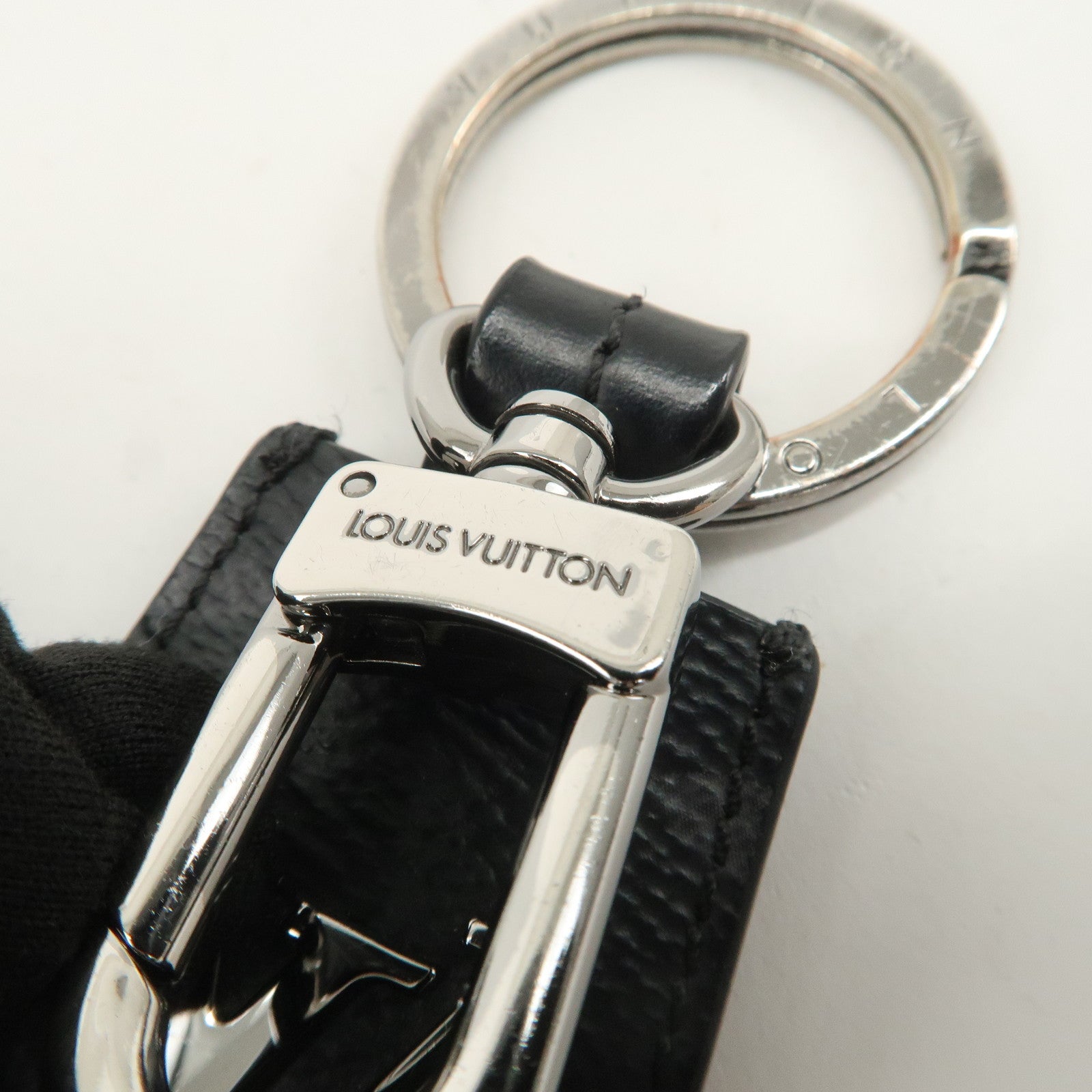 Louis Vuitton Eclips Monogram Porte Cles Key Charm Black M63620