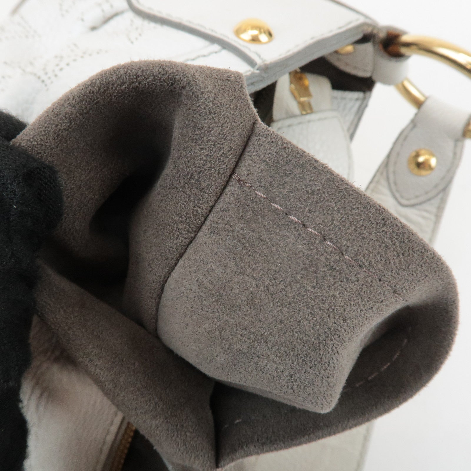 Louis Vuitton Monogram Mahina Solar PM Hand Bag Blanc M93126 Used