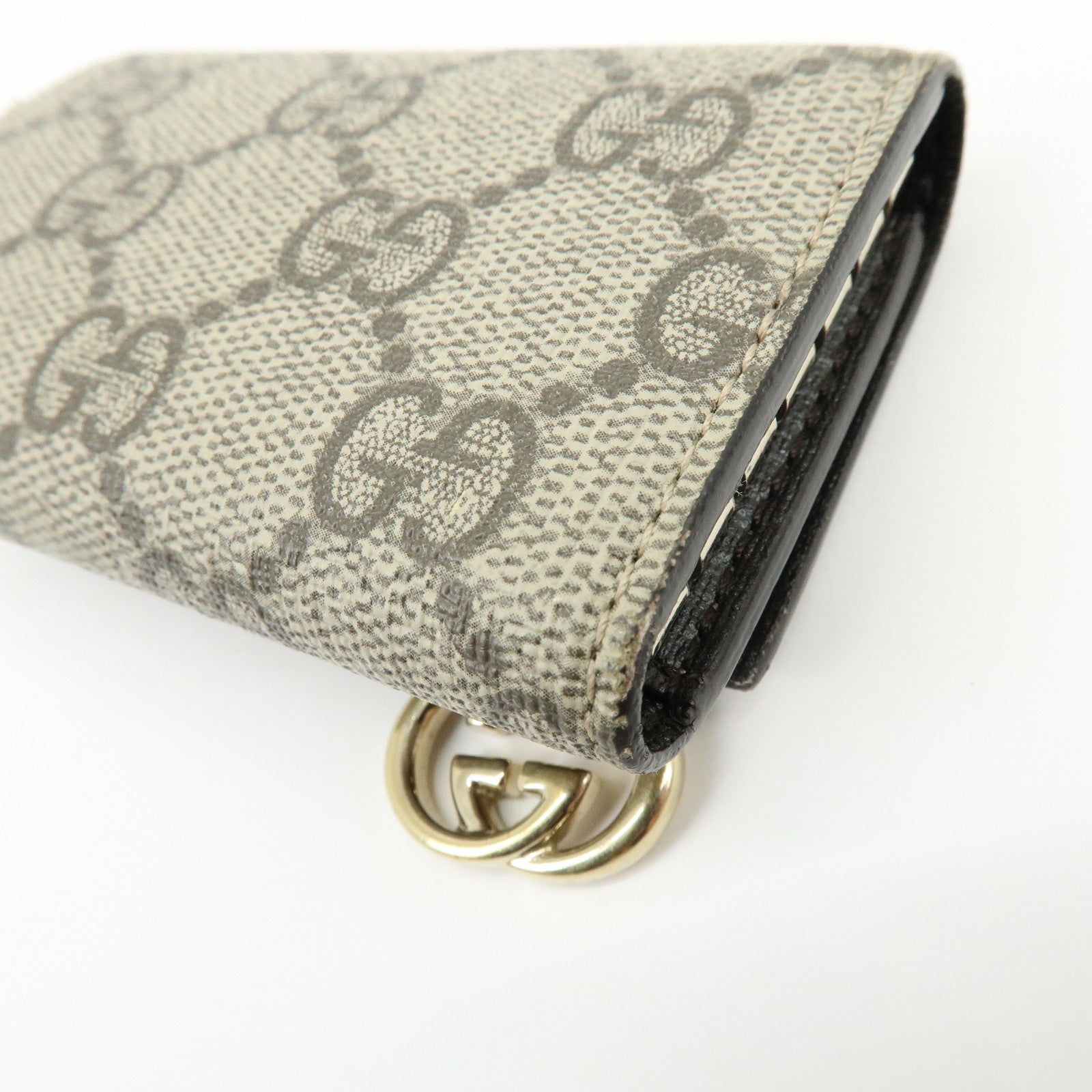 GUCCI Interlocking G GG Supreme 6 Rings Key Case Beige 212111