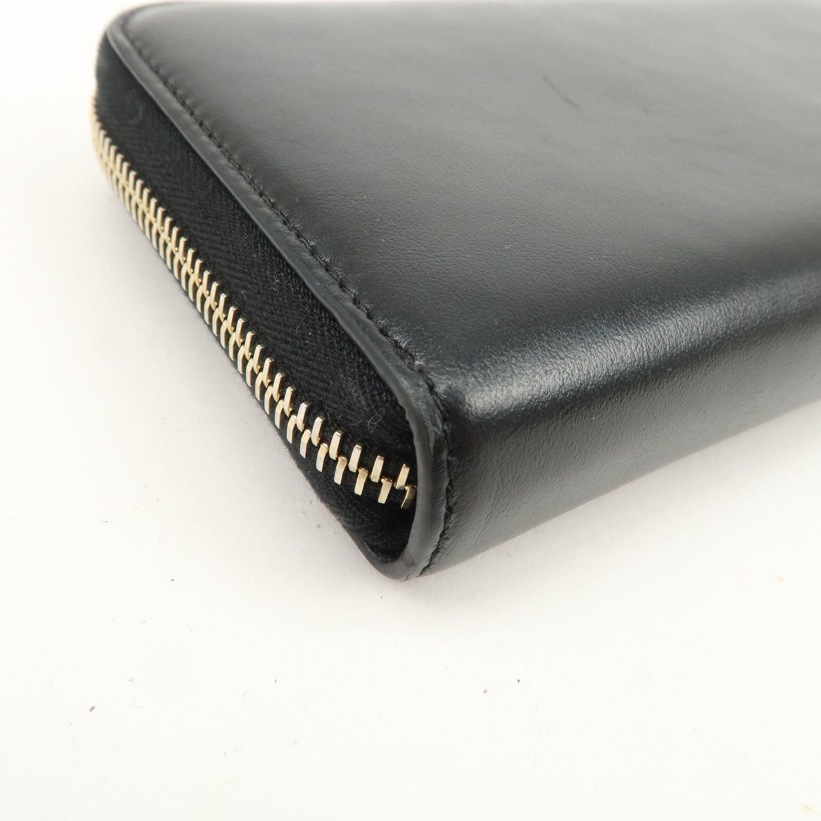 Chloe Logo Leather Round Zippy Long Wallet Black