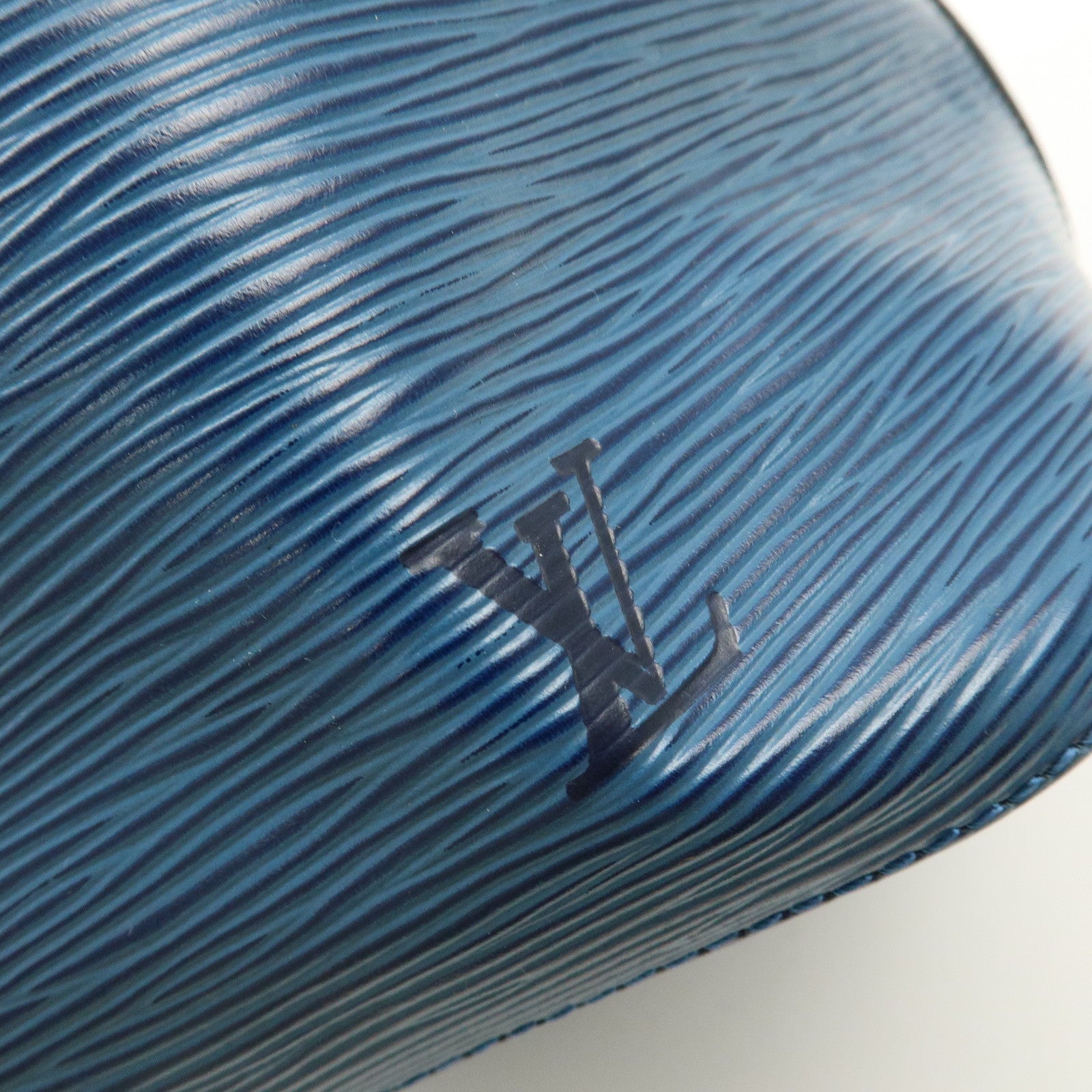 Louis Vuitton Epi Petit Noe Shoulder Bag Toledo Blue M44105