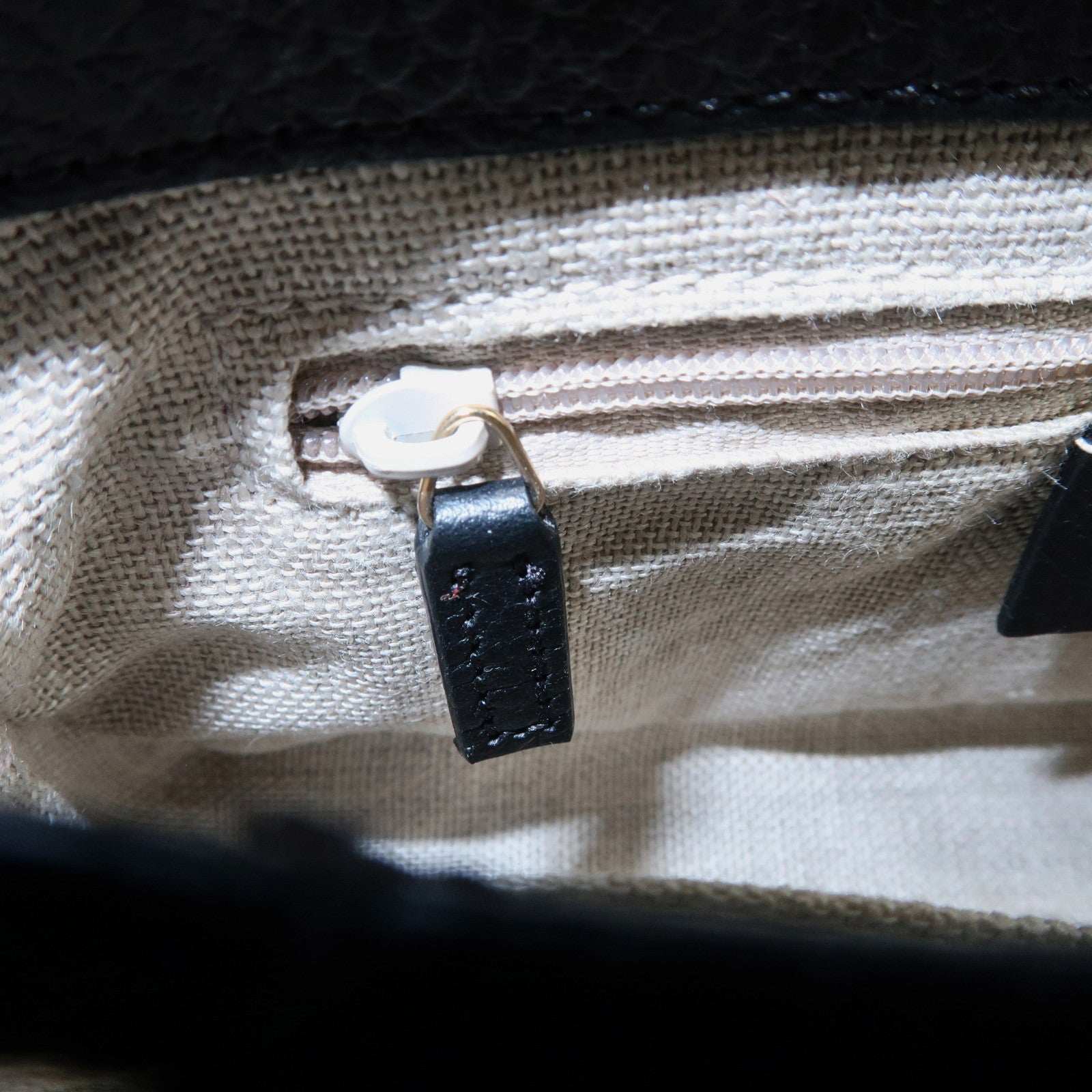 GUCCI Interlocking G Leather Chain Shoulder Bag Black 607720 Used