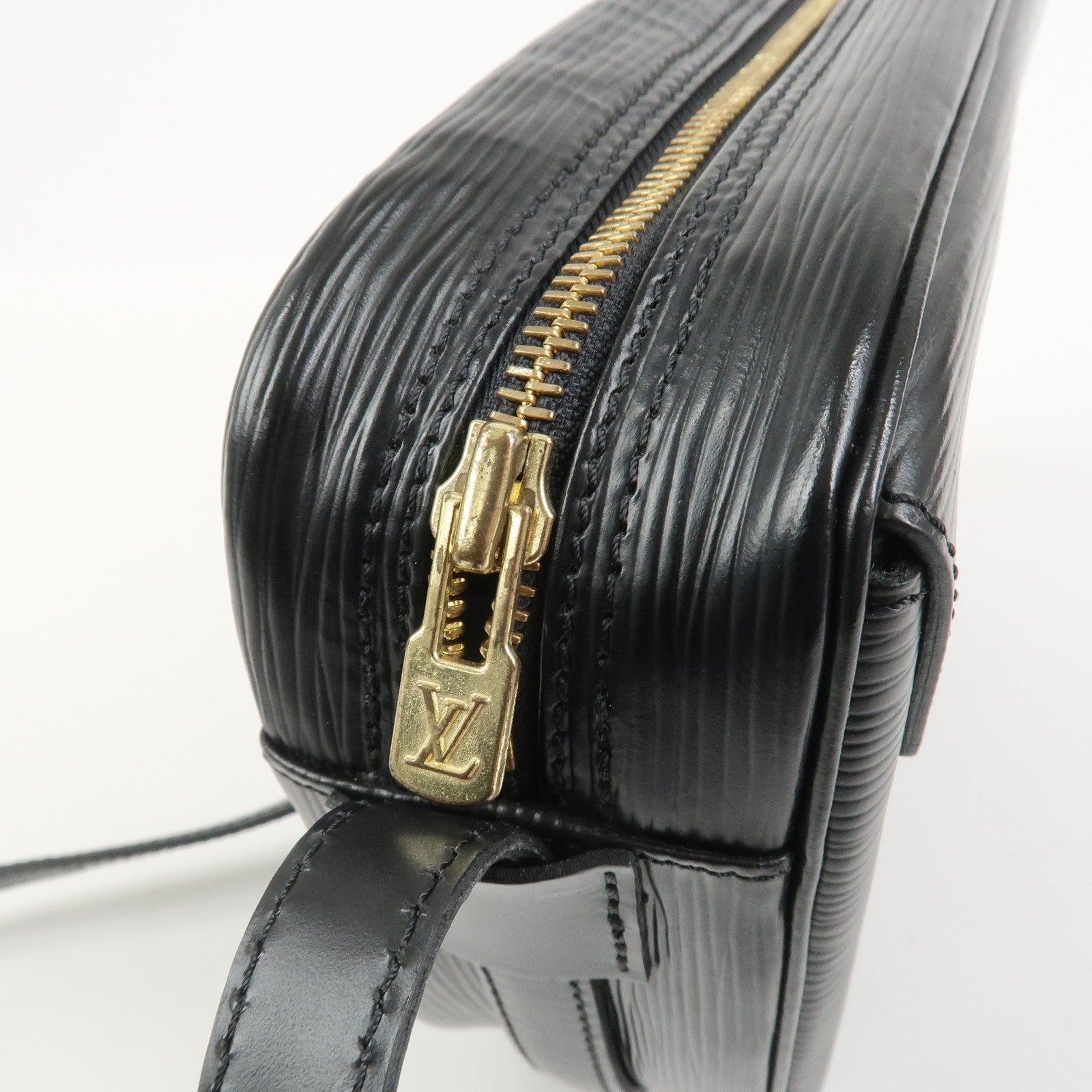 Louis Vuitton Epi Jeune Fille Shoulder Bag Noir M52152