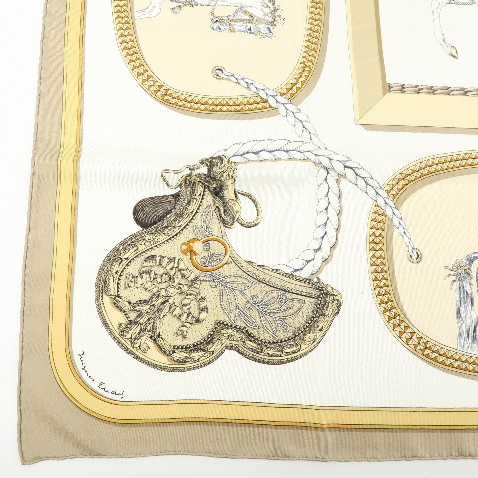 HERMES Carre 90 Silk 100% Scarf GRAND APPARAT White Beige