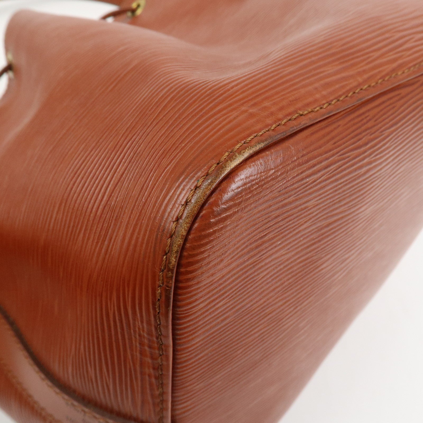 Louis Vuitton Epi Petit Noe Shoulder Bag Kenya Brown M44103