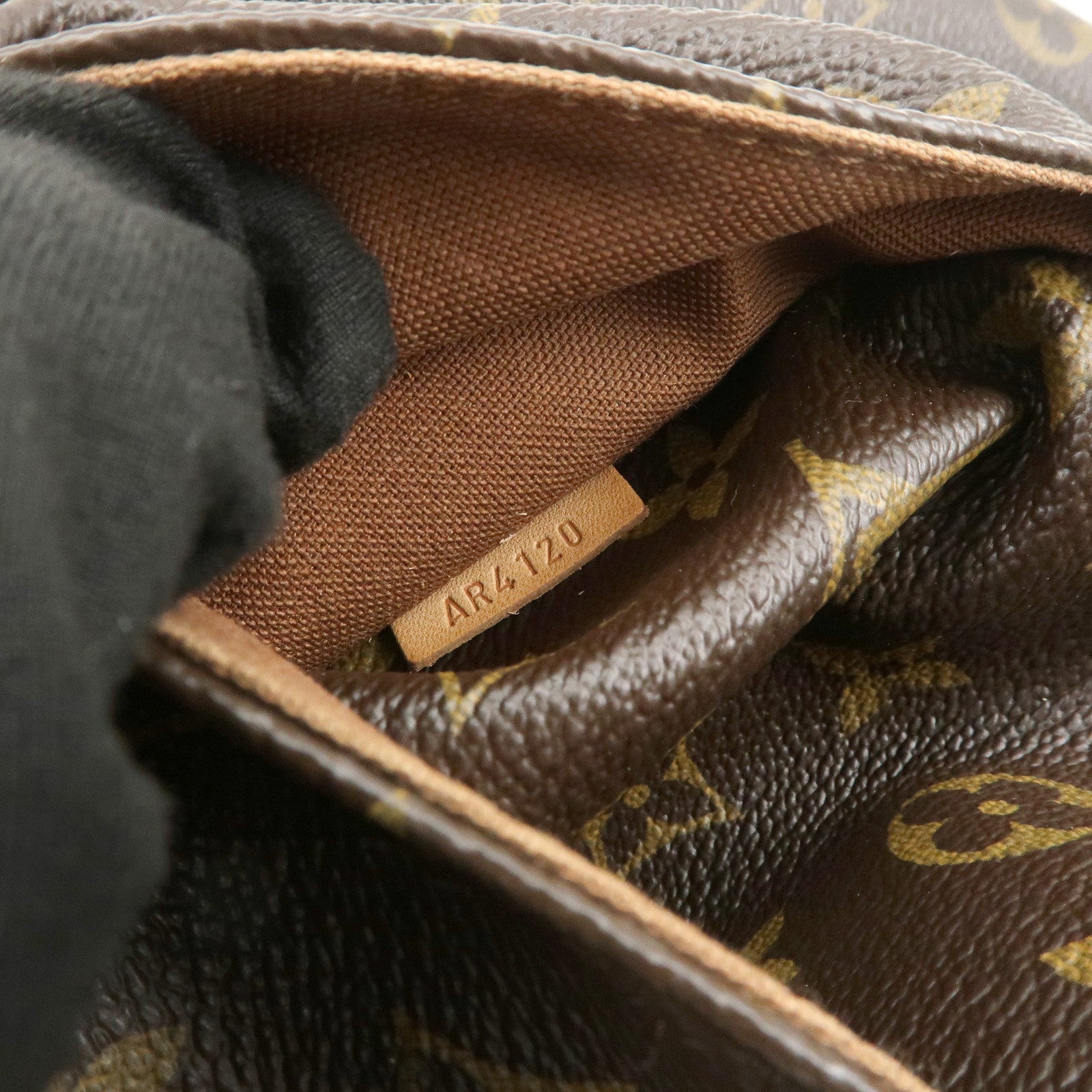 Louis Vuitton Monogram Totally MM Tote Bag Shoulder Bag M56689