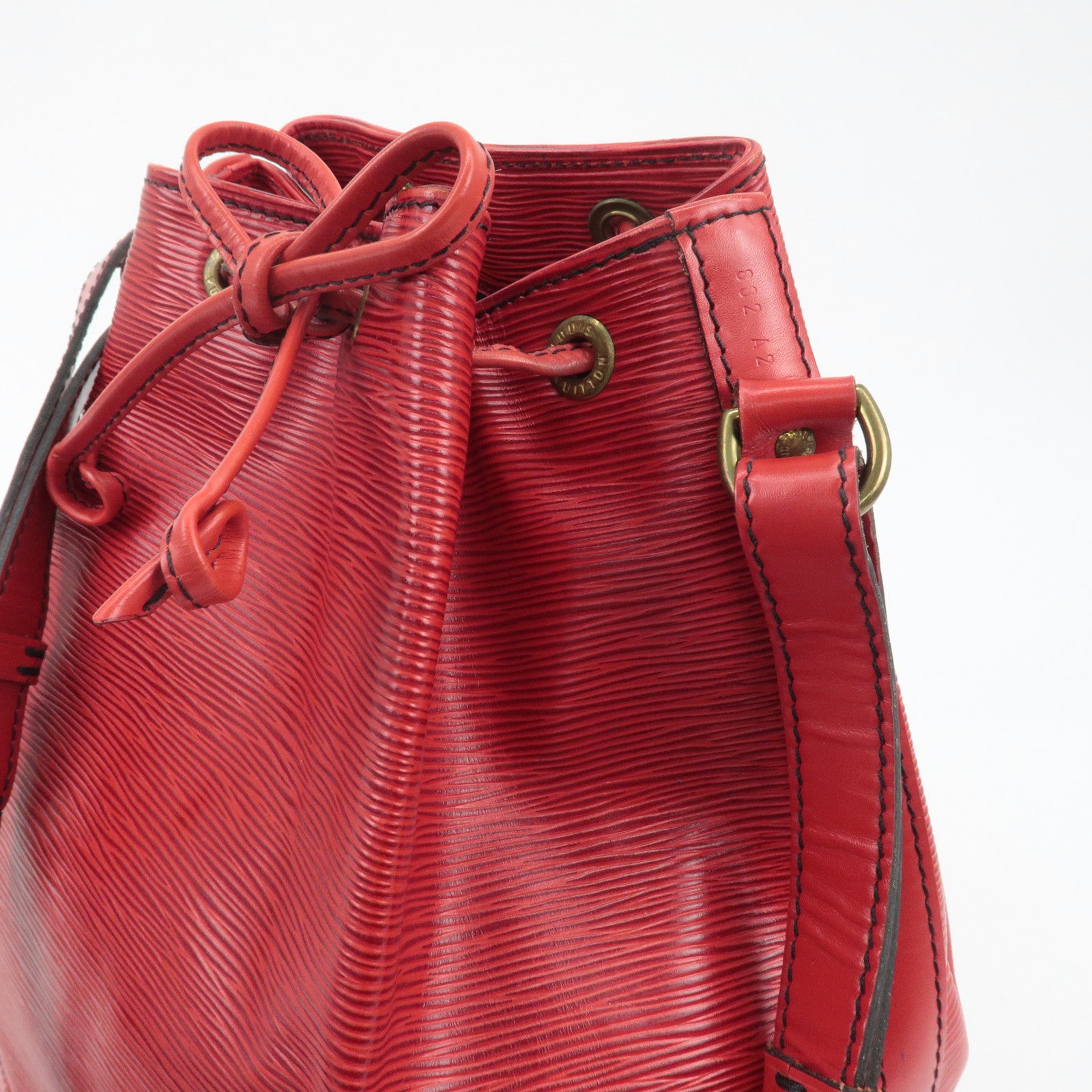 Louis Vuitton Epi Noe Shoulder Bag Castilian Red M44007 Used