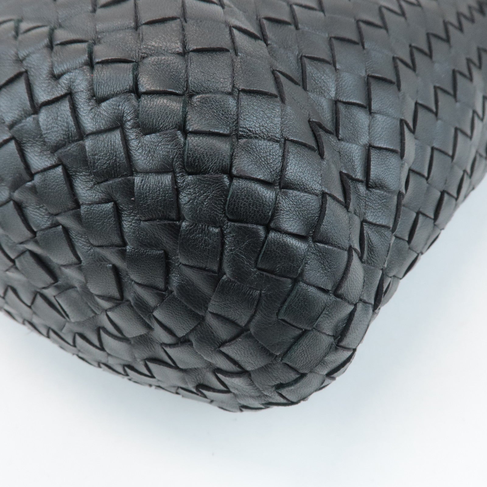 BOTTEGA VENETA Intrecciato Leather Shoulder Bag Black 255690 Used