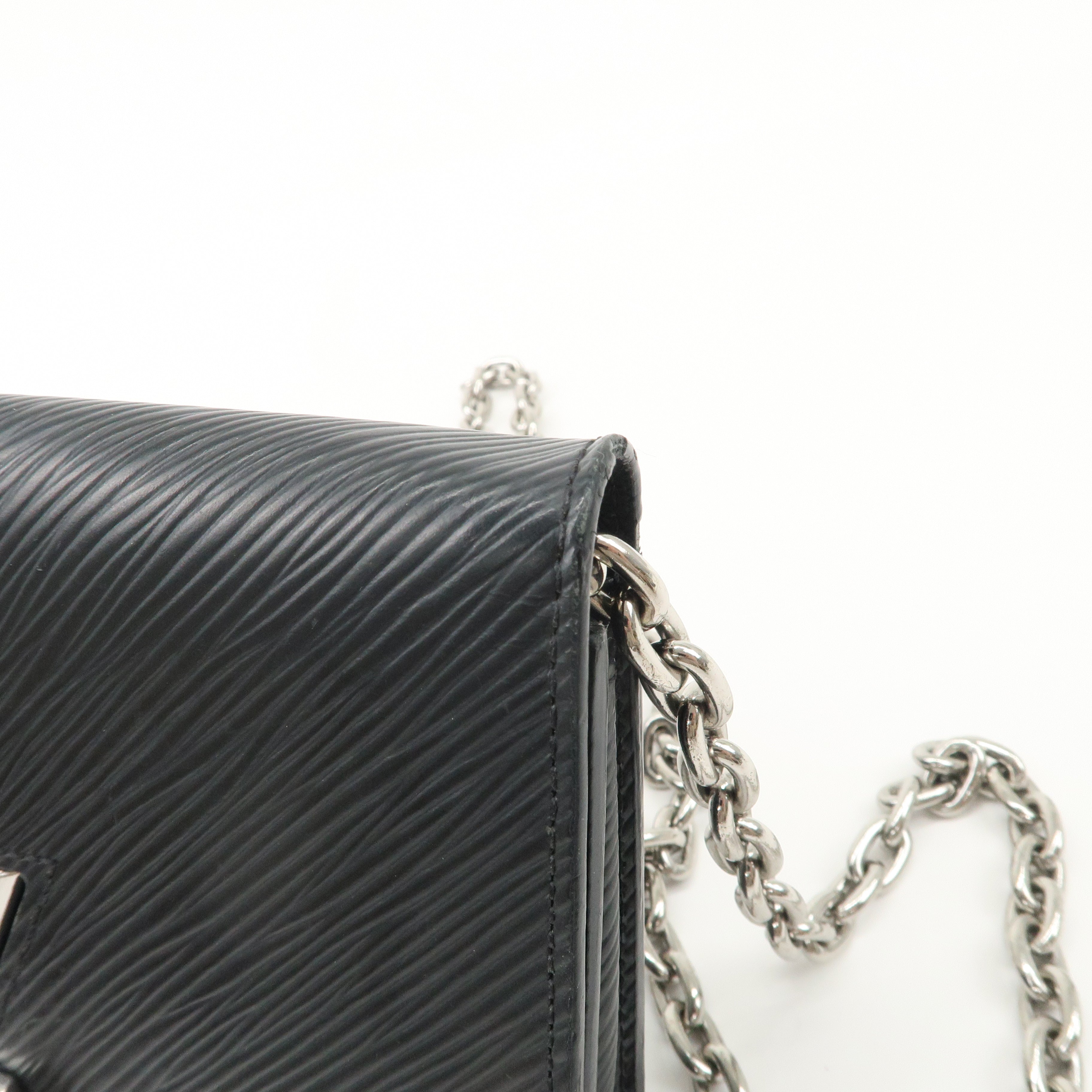 Louis Vuitton Epi Portefeuille Twist Chain Long Wallet WOC M62038 Used