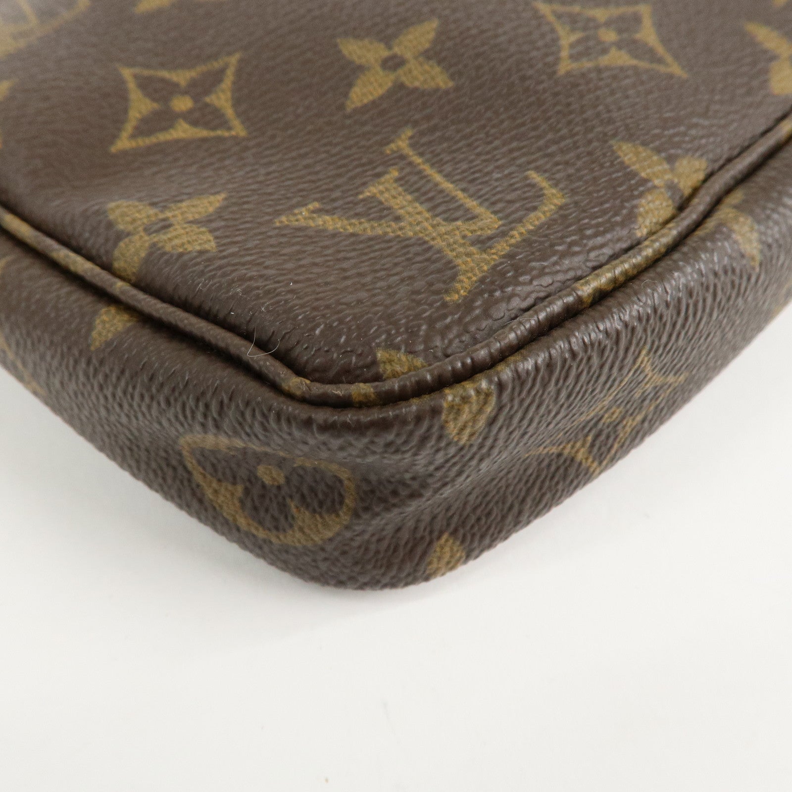 Louis Vuitton Monogram Pochette Accessoires Pouch M51980 Used