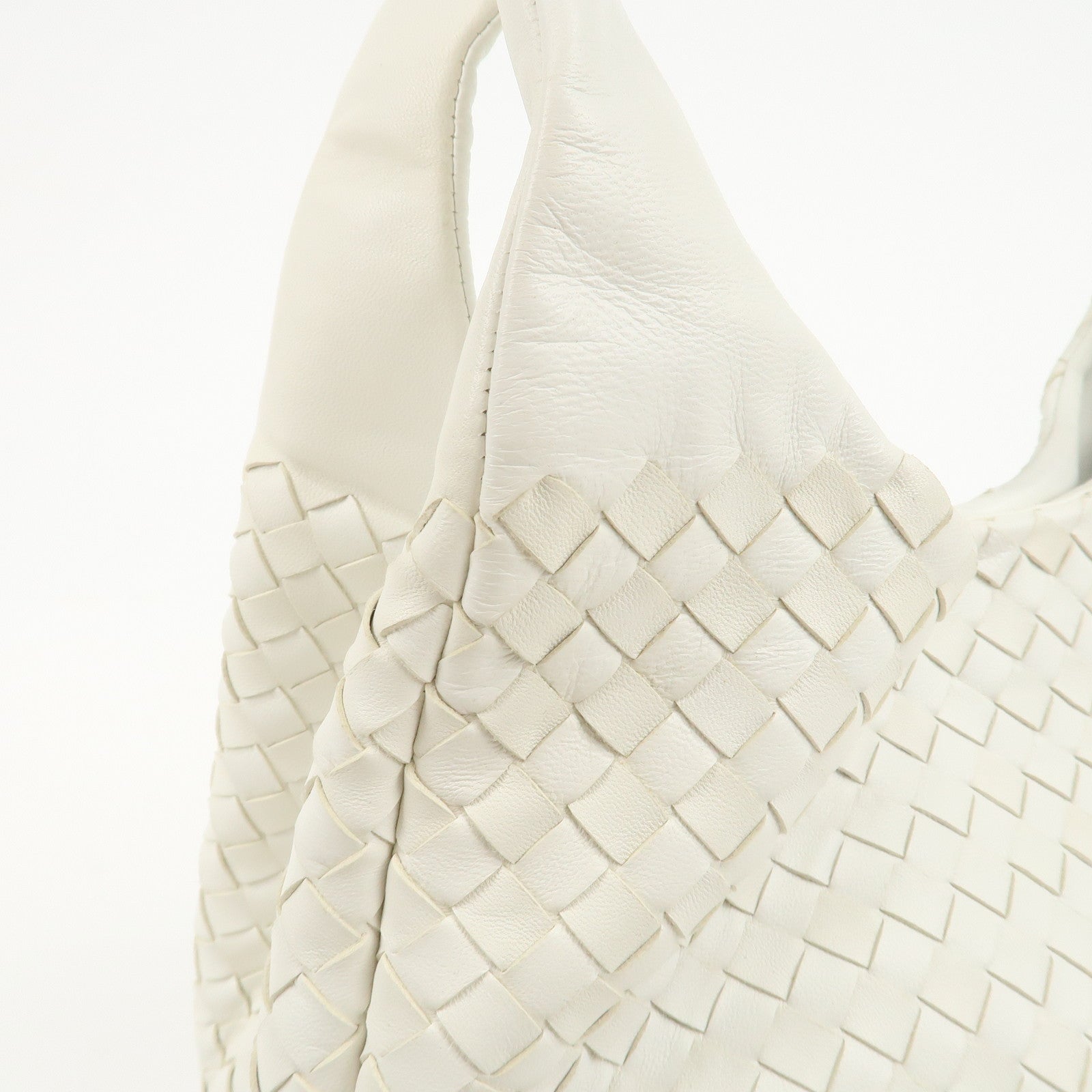 BOTTEGA VENETA Intrecciato Leather Campana Shoulder Bag White 125787 Used