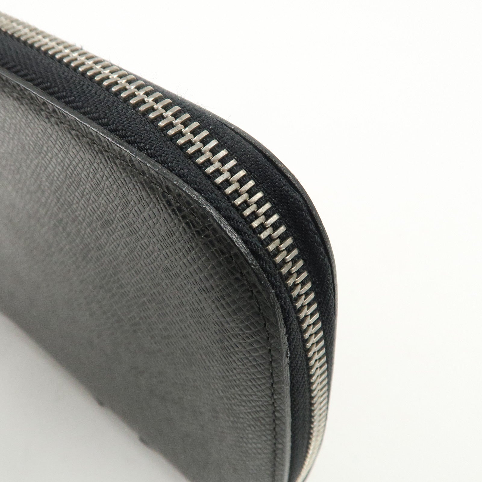 Louis Vuitton Taiga Organizer Atoll Long Wallet Ardoise M30652 Used