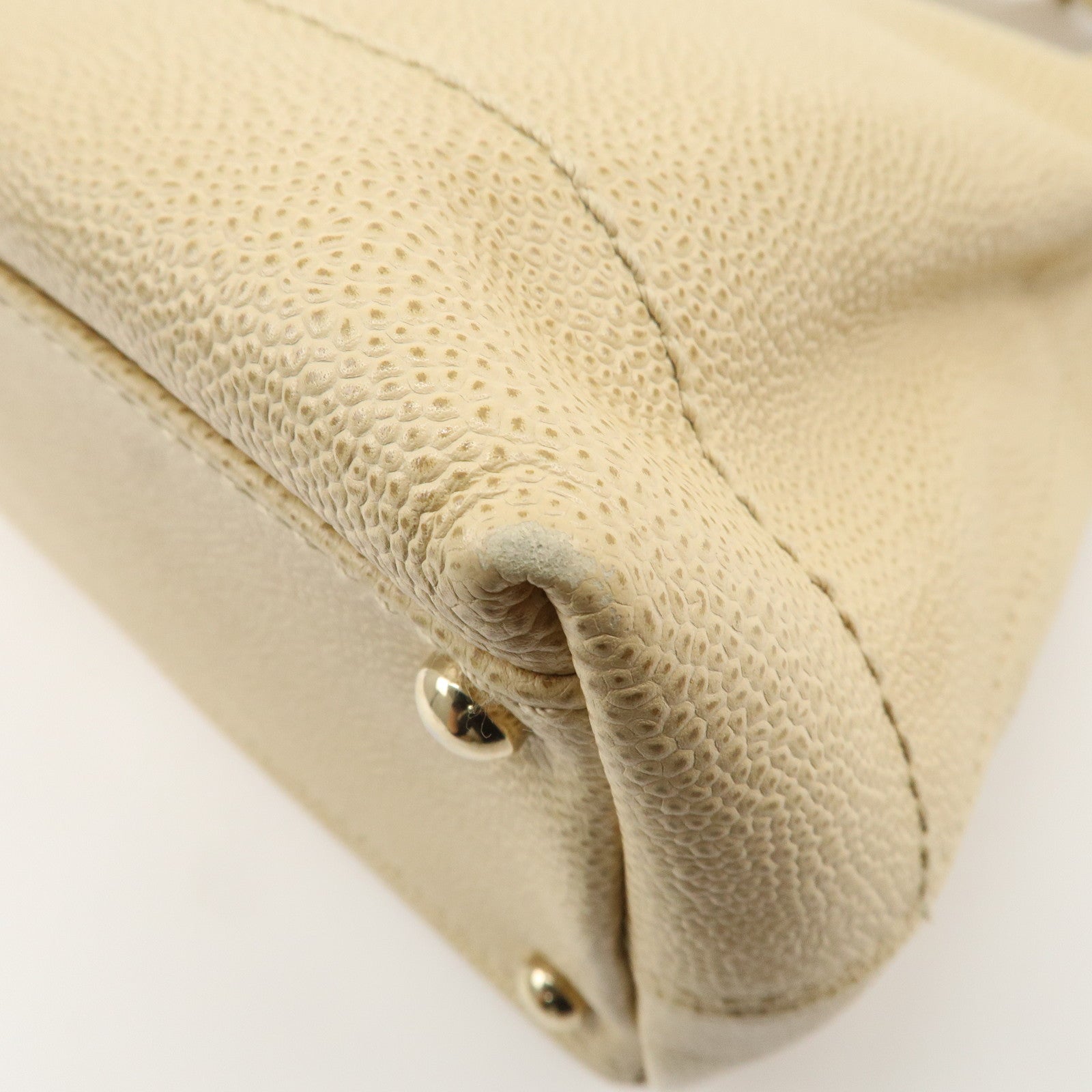 CHANEL Caviar Skin COCO Mark Wood Chain Shoulder Bag Beige Used