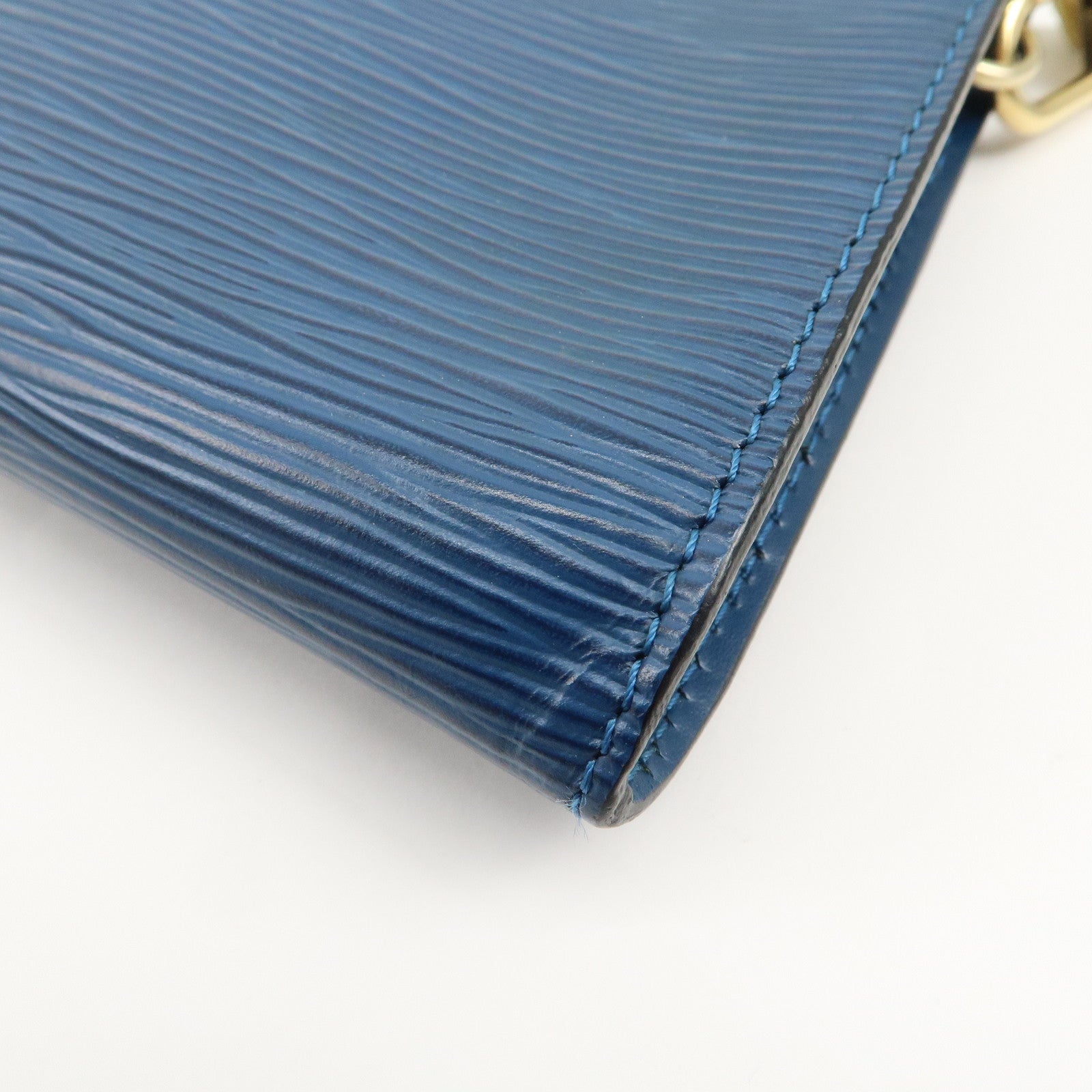 Louis Vuitton Epi Pochette Accessoires Hand Bag Toledo Blue M52947 Used