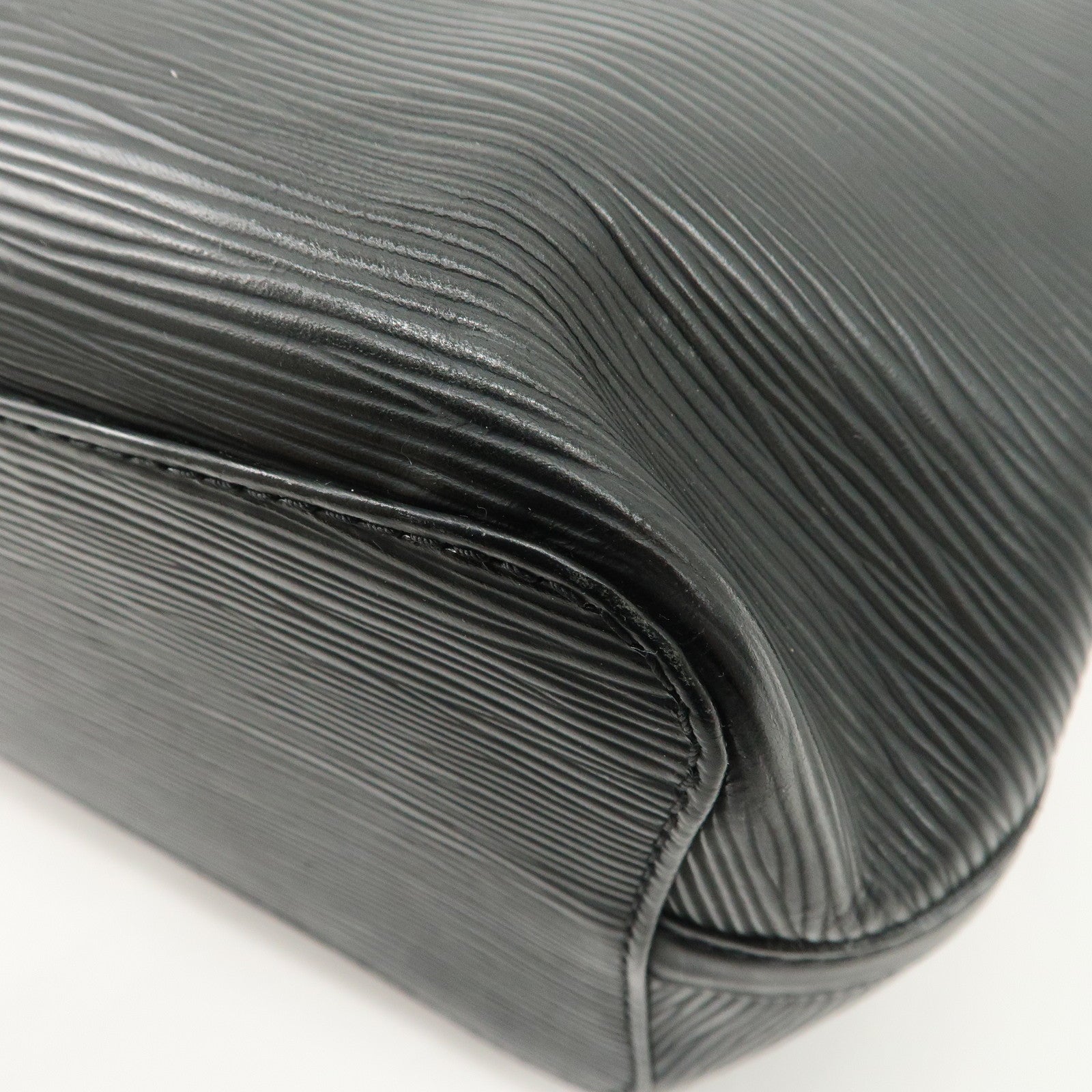 Louis Vuitton Epi Mandala MM Shoulder Bag Noir M58892 Used