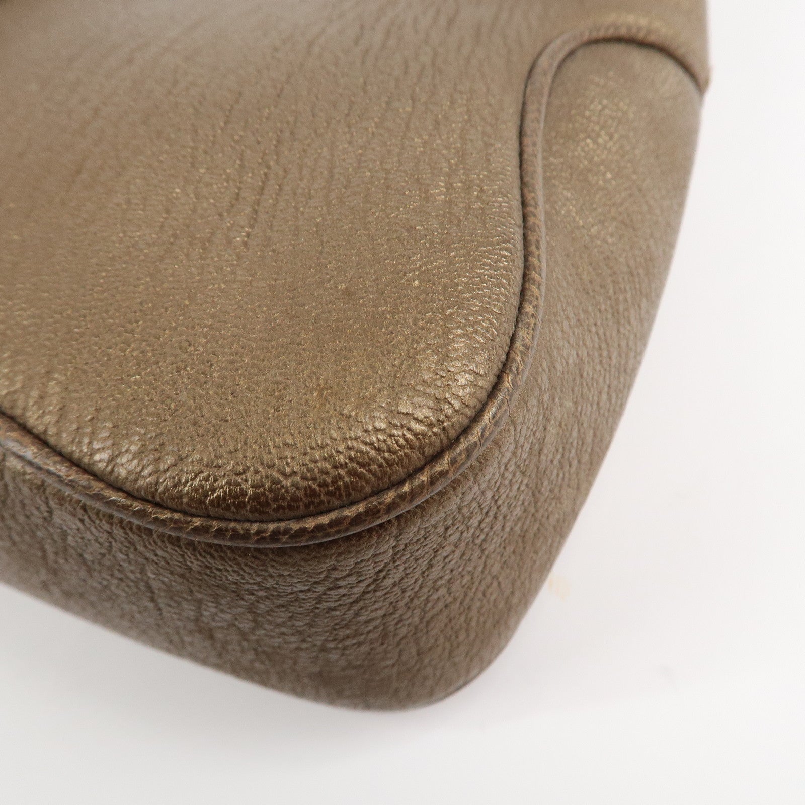 Ferragamo Leather Shoulder Bag Brown AU-21-0734 Used