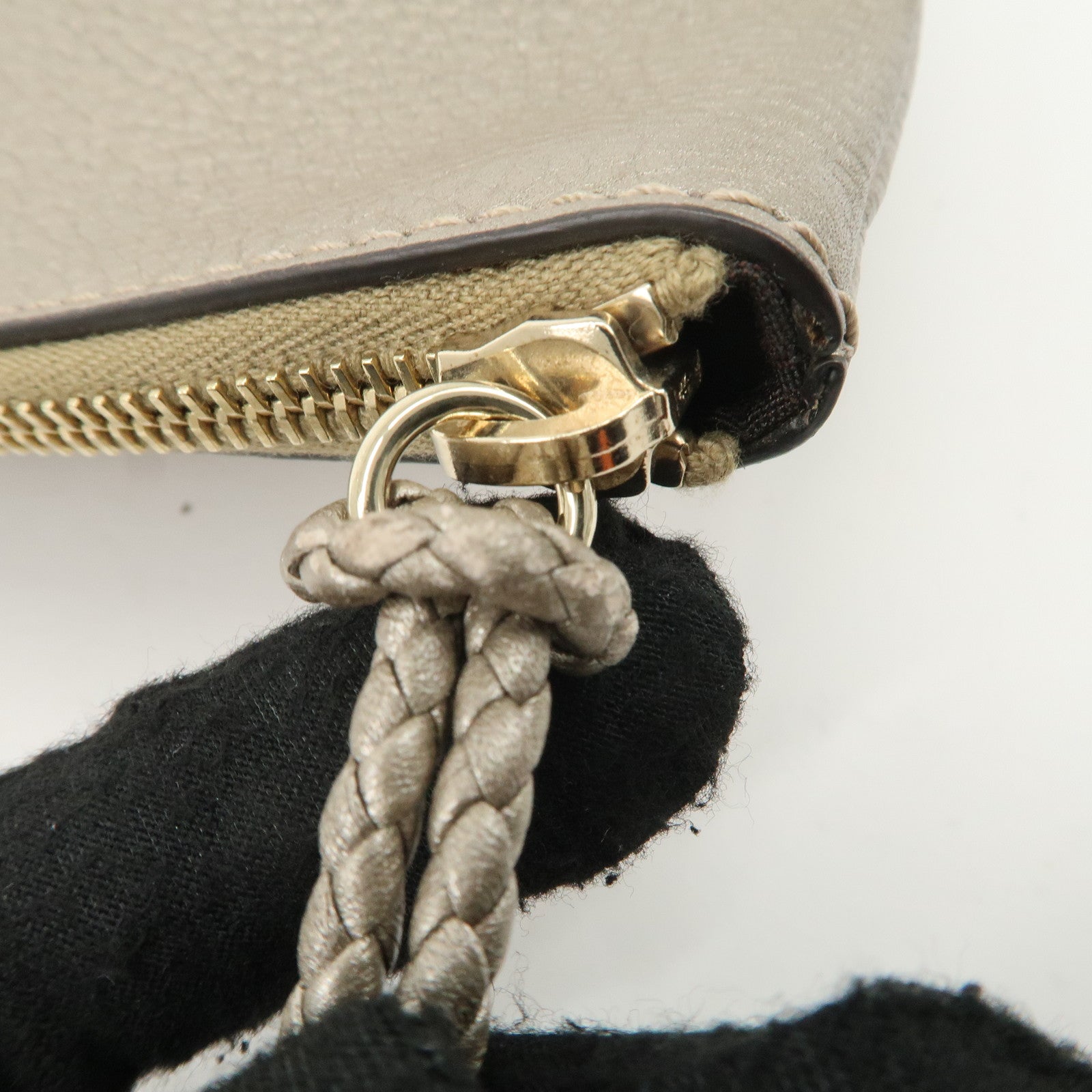 GUCCI Bamboo Leather Tassel Pouch Champaigne Beige 376854 Used