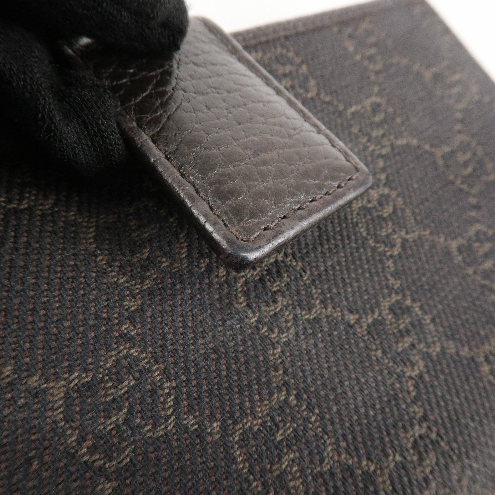 GUCCI Interlocking G GG Canvas Leather Studs Bifold Wallet 231843 Used