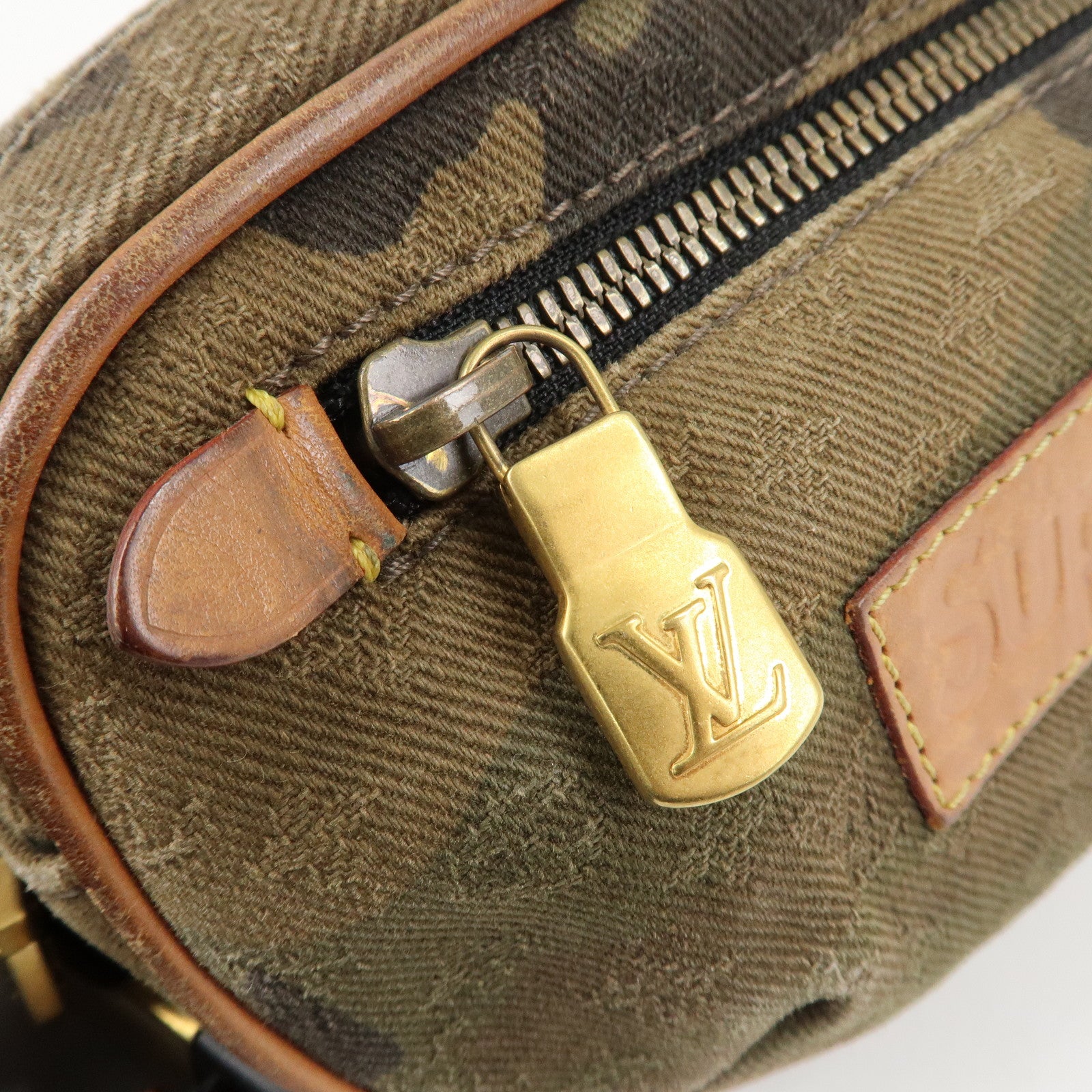 Louis Vuitton Monogram Camouflage SUPREME 2017 Bum Bag PM N44202 Used