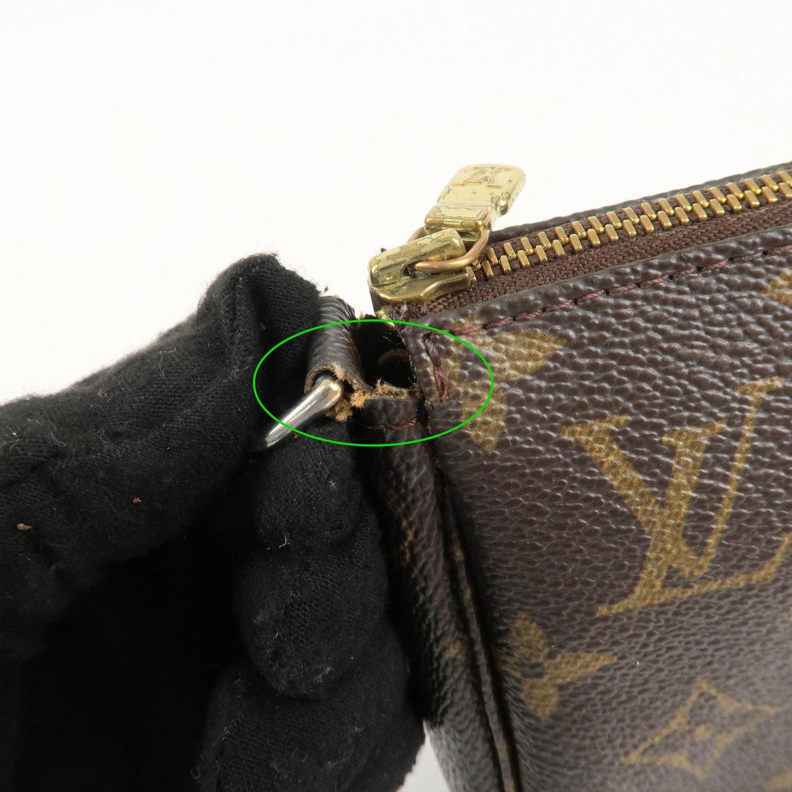 Louis Vuitton Monogram Pochette Accessoires Pouch M51980 Used