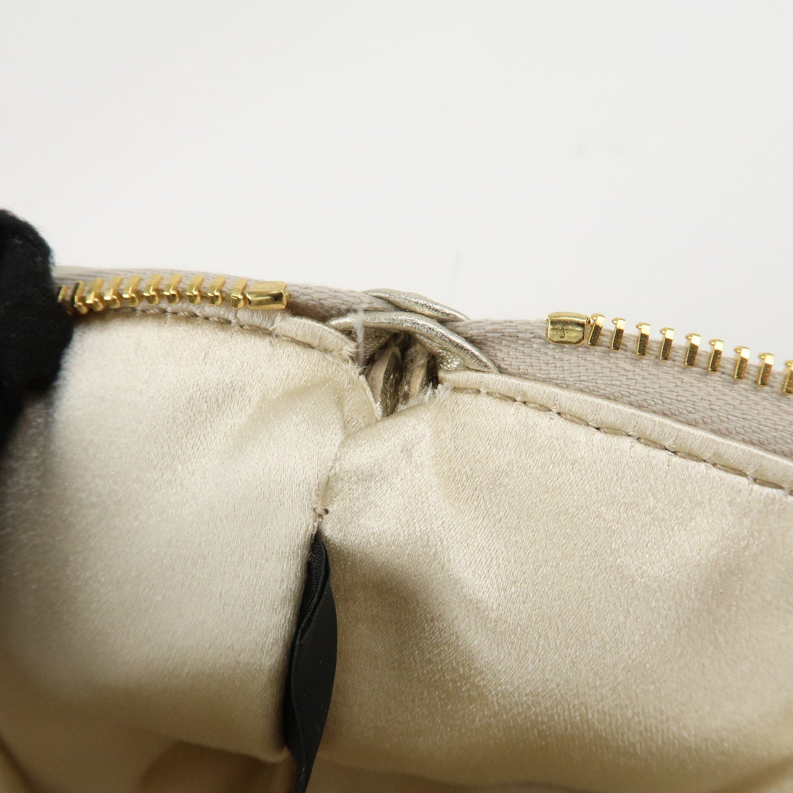 MIU MIU Matelasse Leather Pouch Silk Eye Mask Gold Used